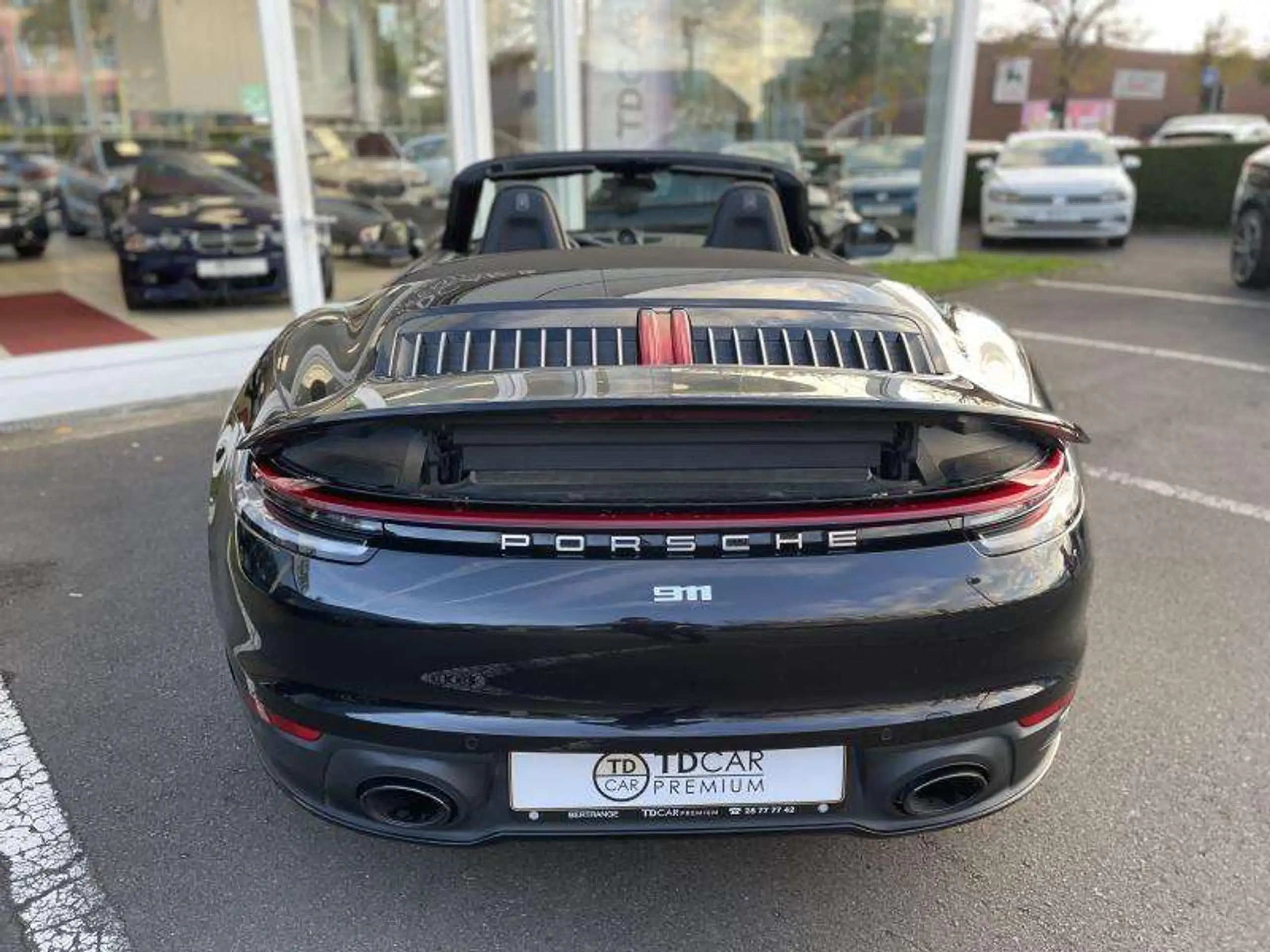 Porsche - 911