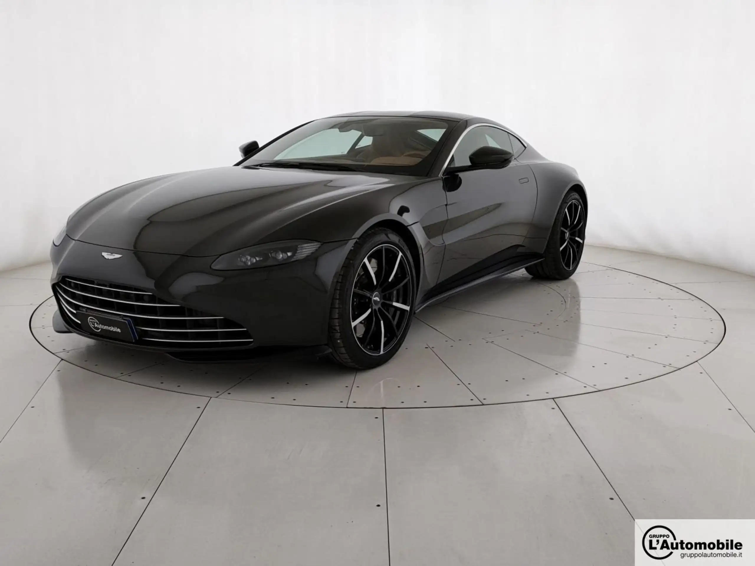 Aston Martin Vantage 2021