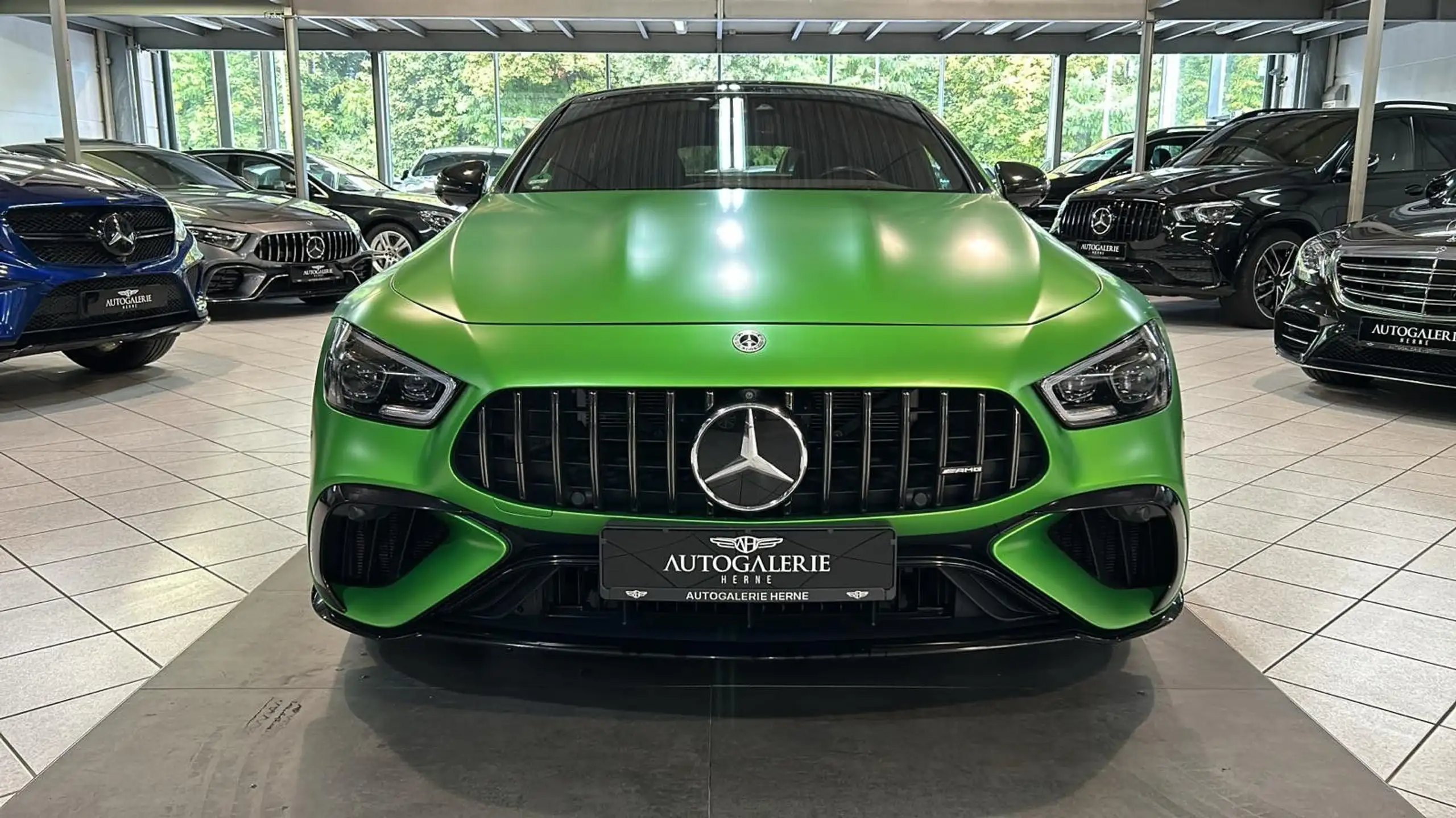 Mercedes-Benz - AMG GT