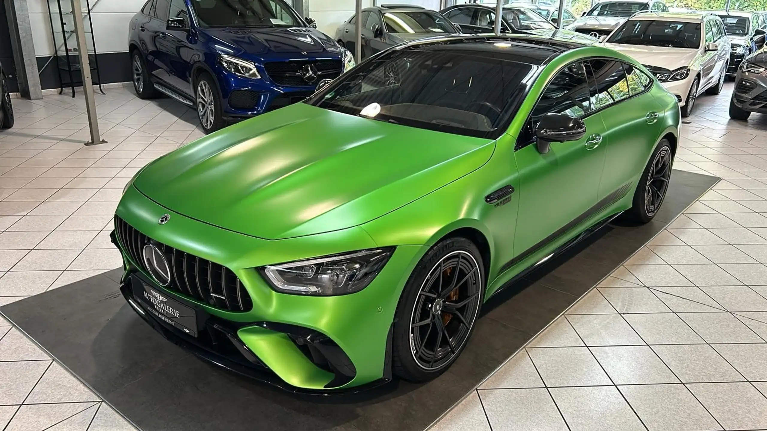 Mercedes-Benz - AMG GT