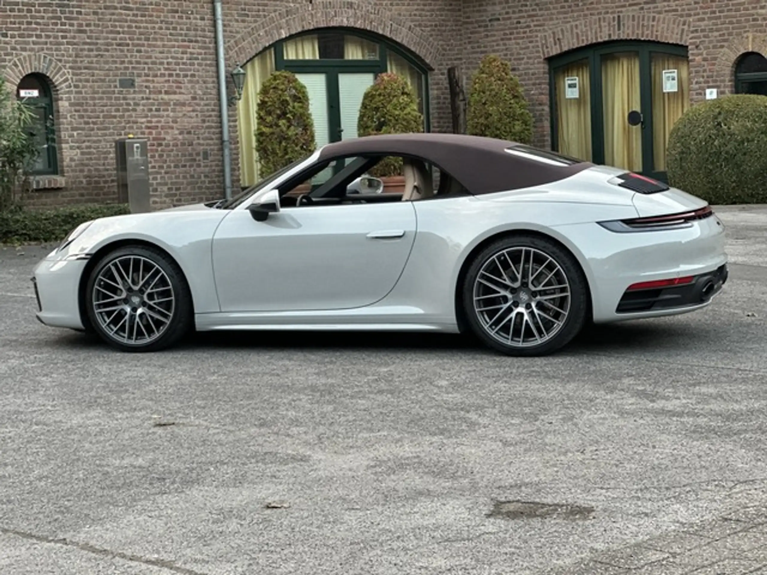 Porsche - 992