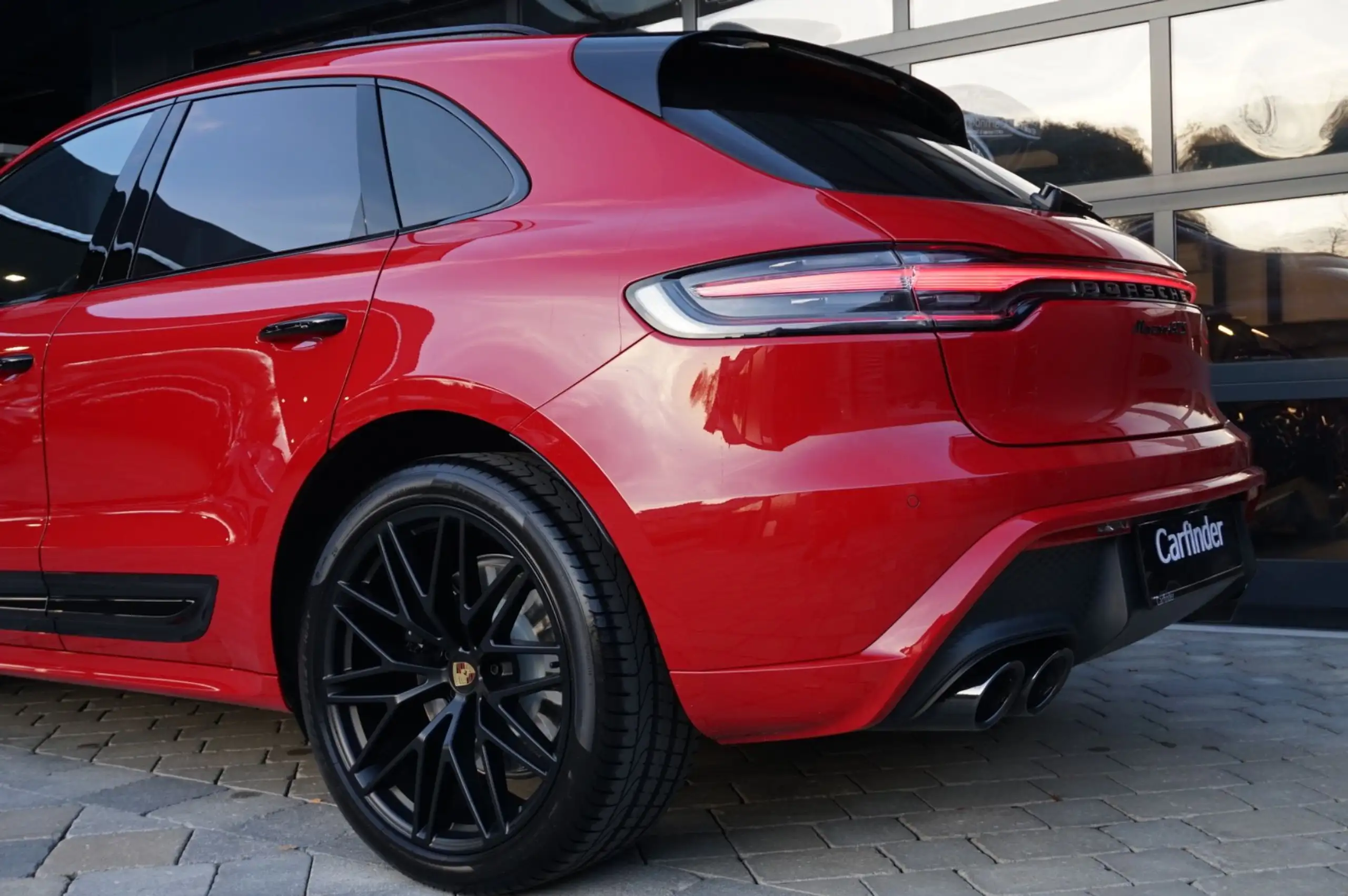 Porsche - Macan