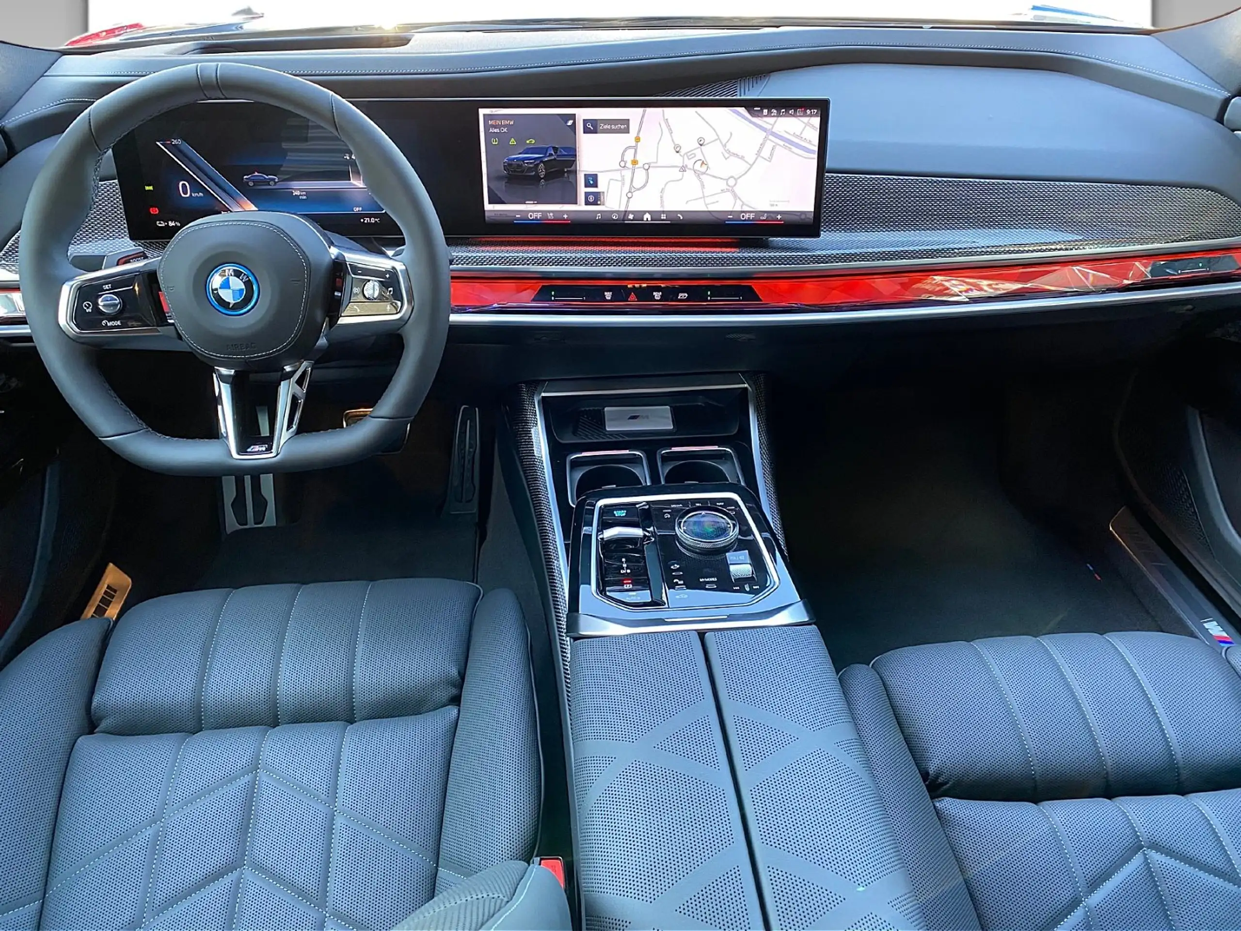 BMW - i7