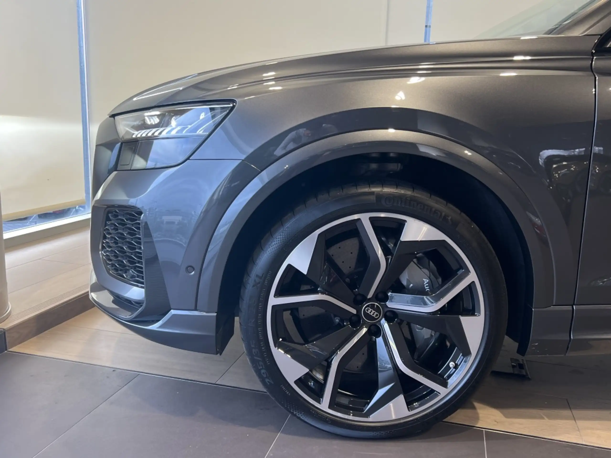 Audi - RS Q8