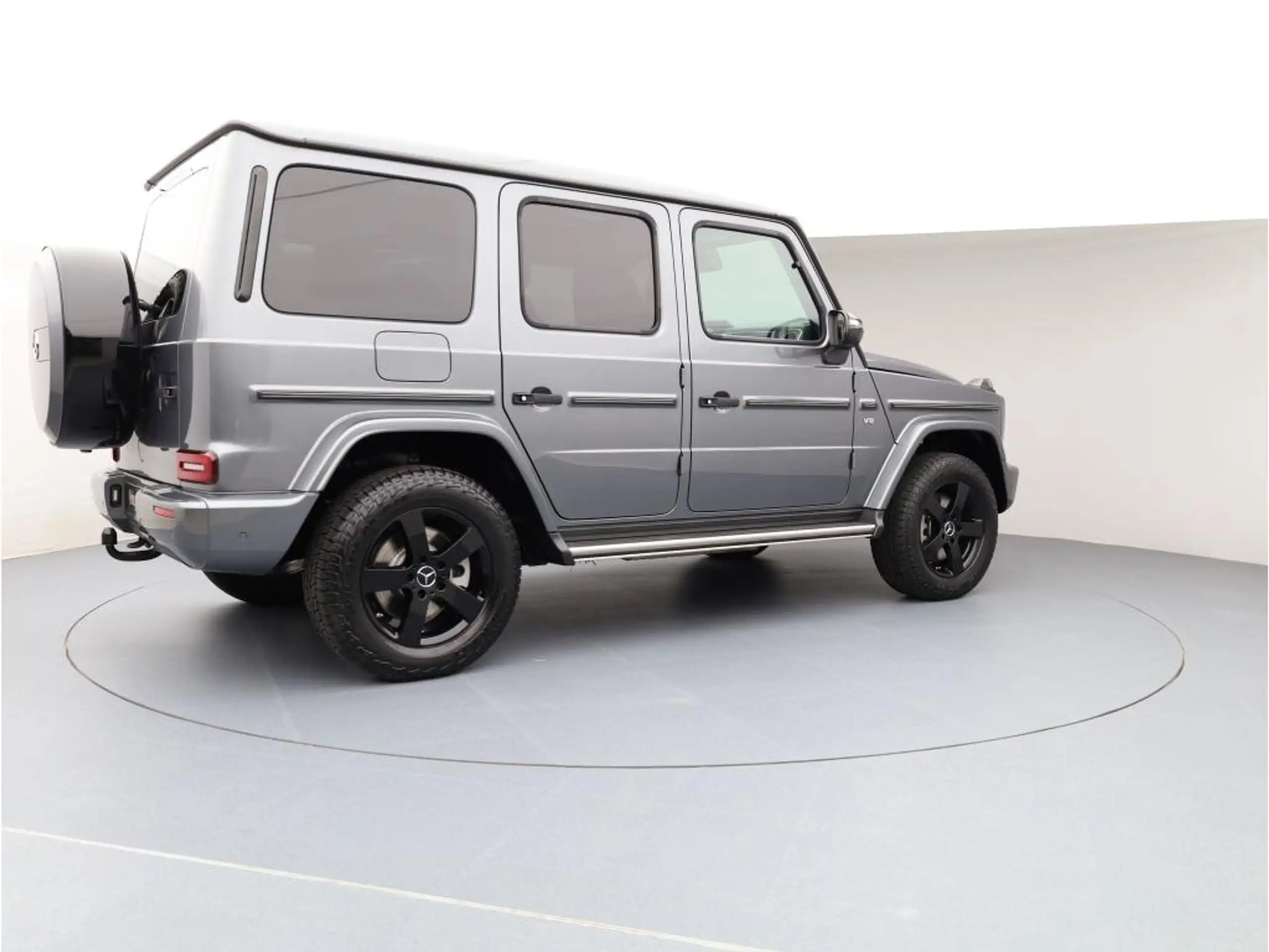 Mercedes-Benz - G 500