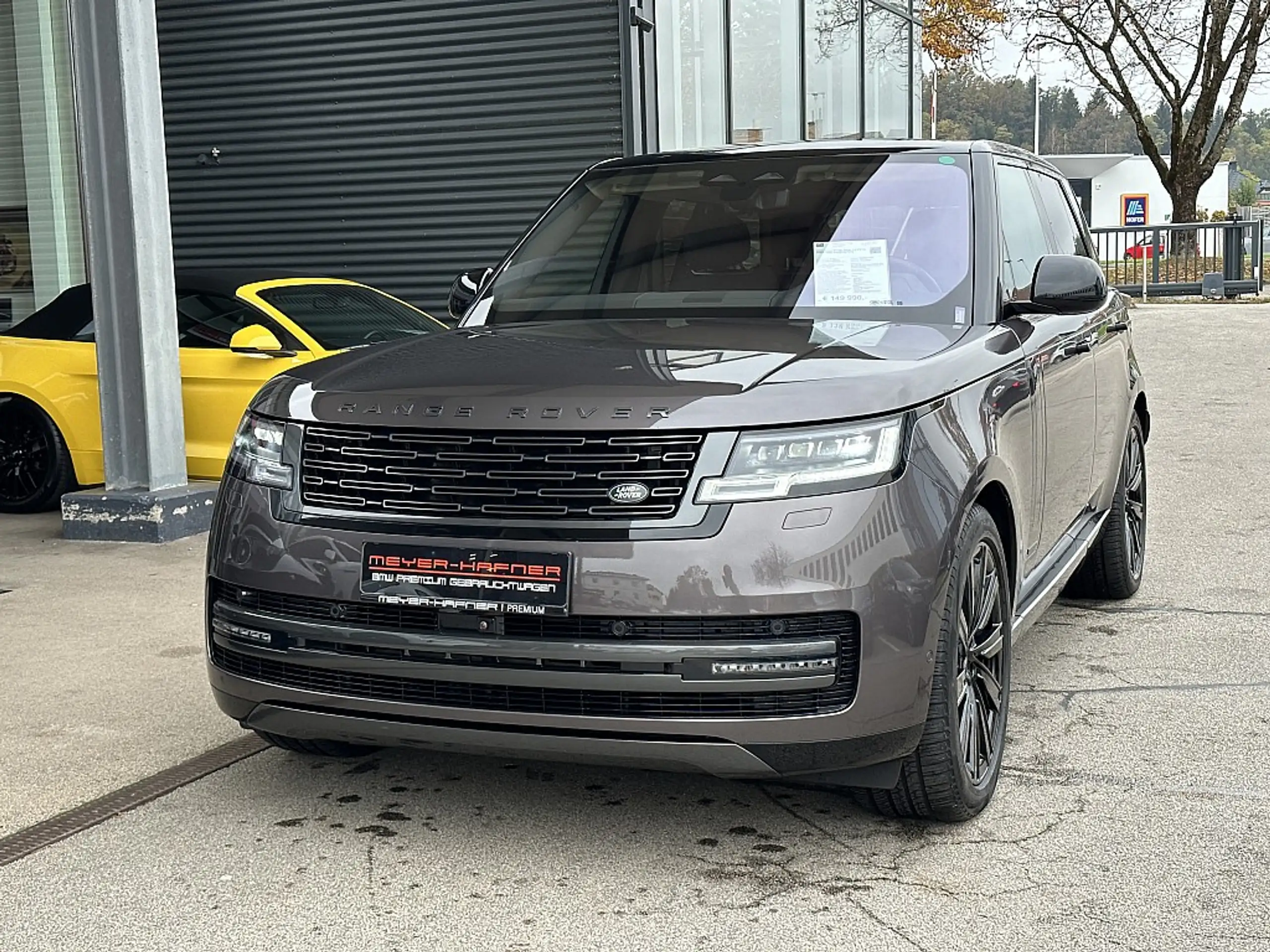 Land Rover - Range Rover