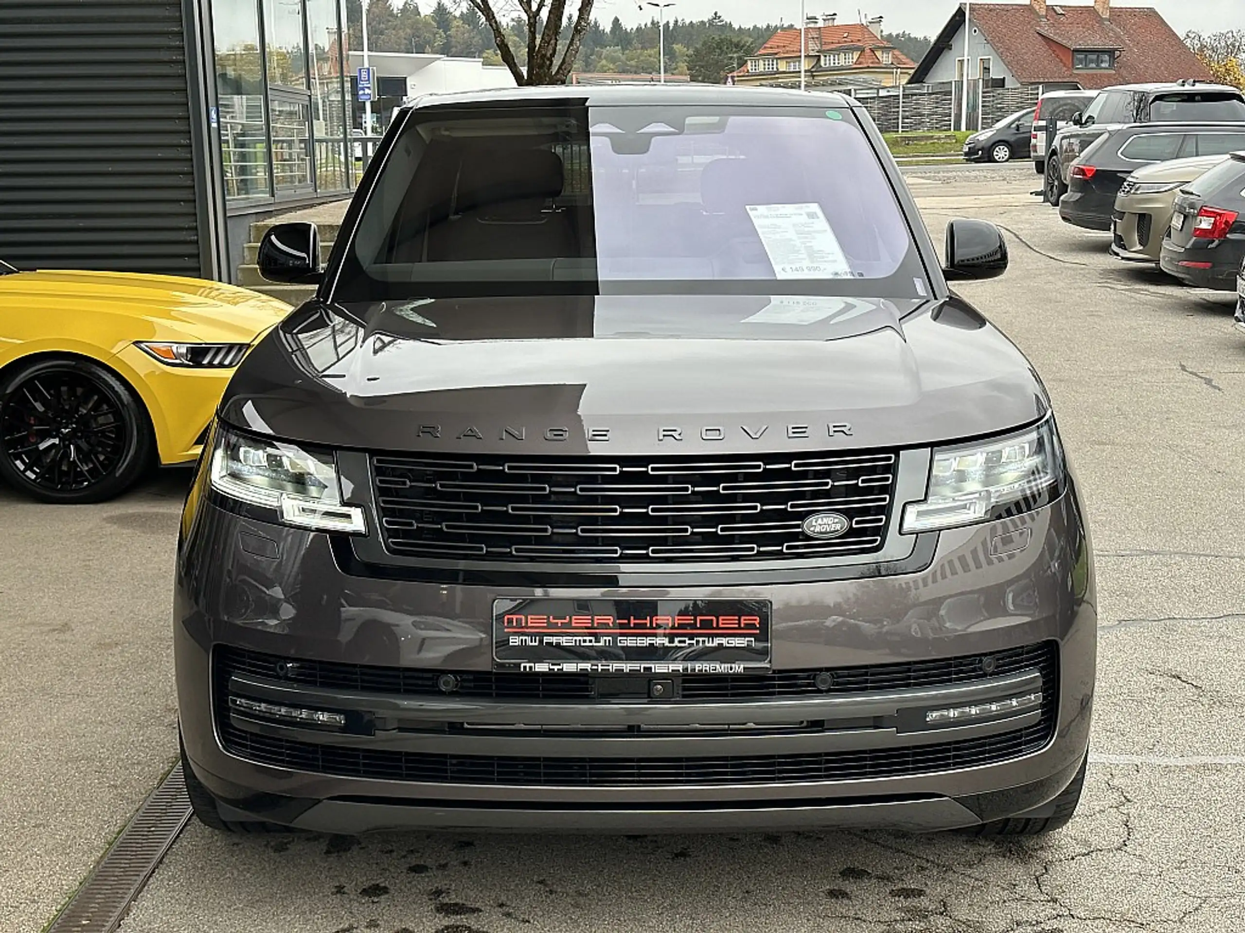 Land Rover - Range Rover