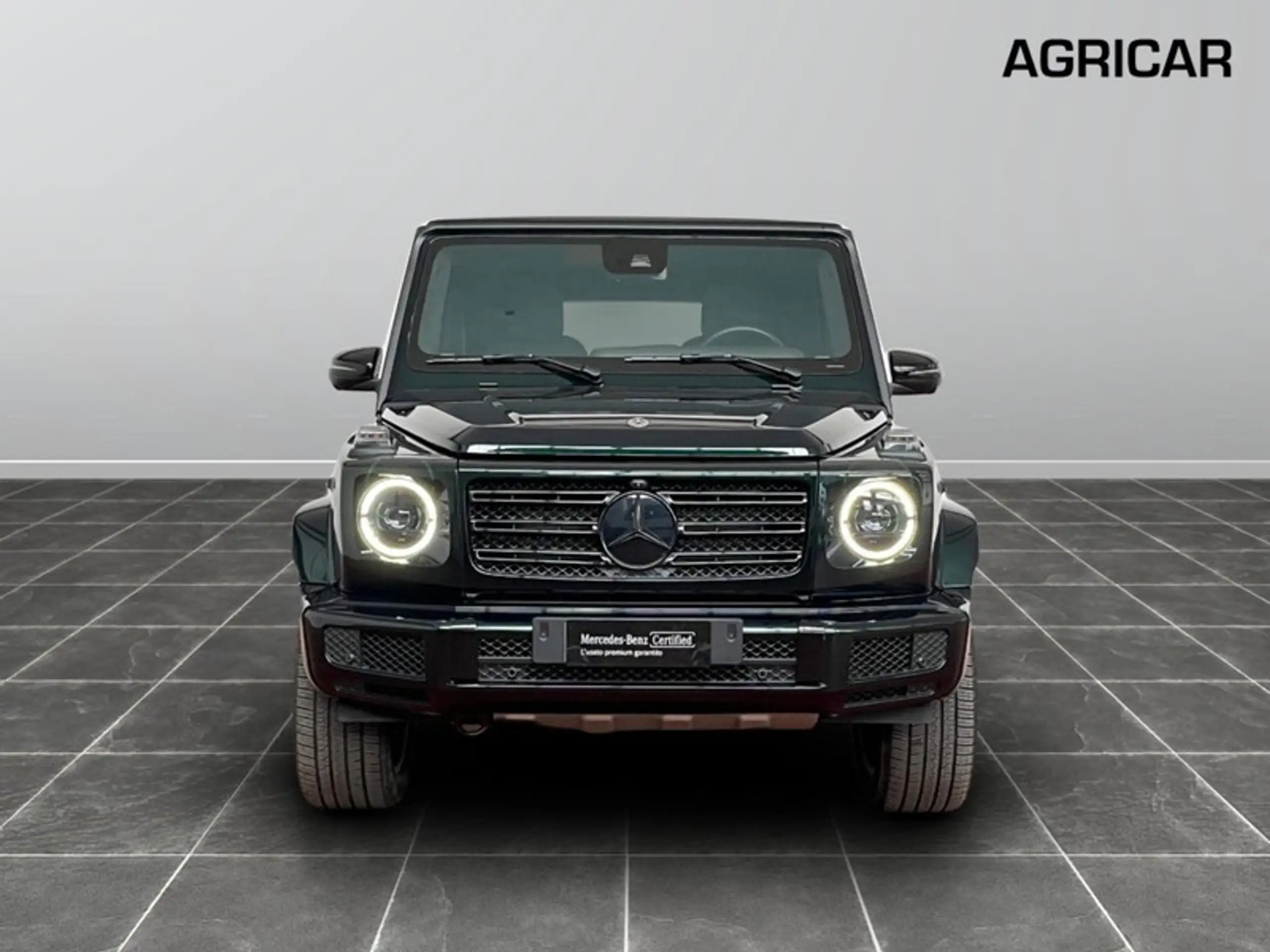 Mercedes-Benz - G 500