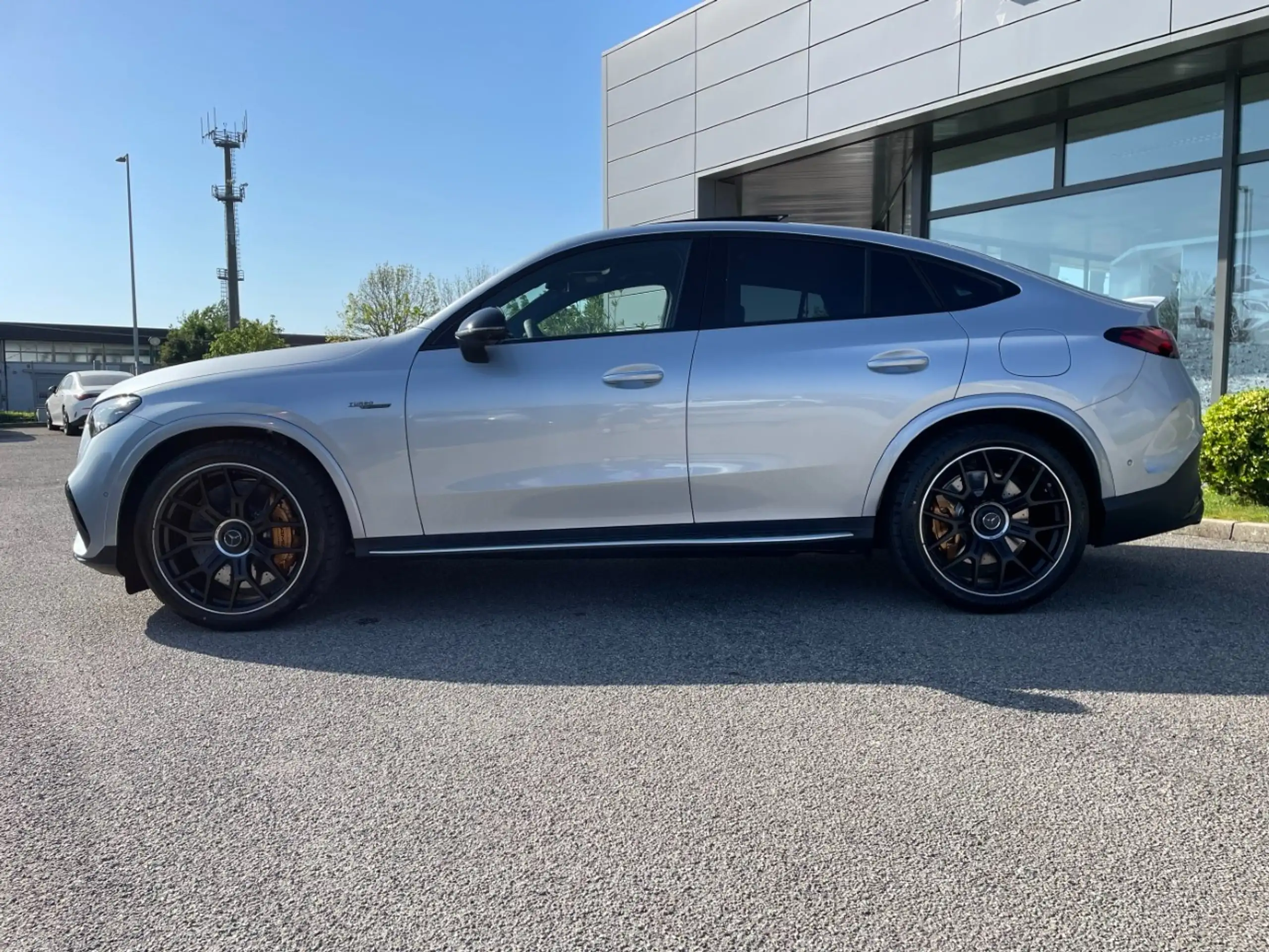 Mercedes-Benz - GLC 63 AMG