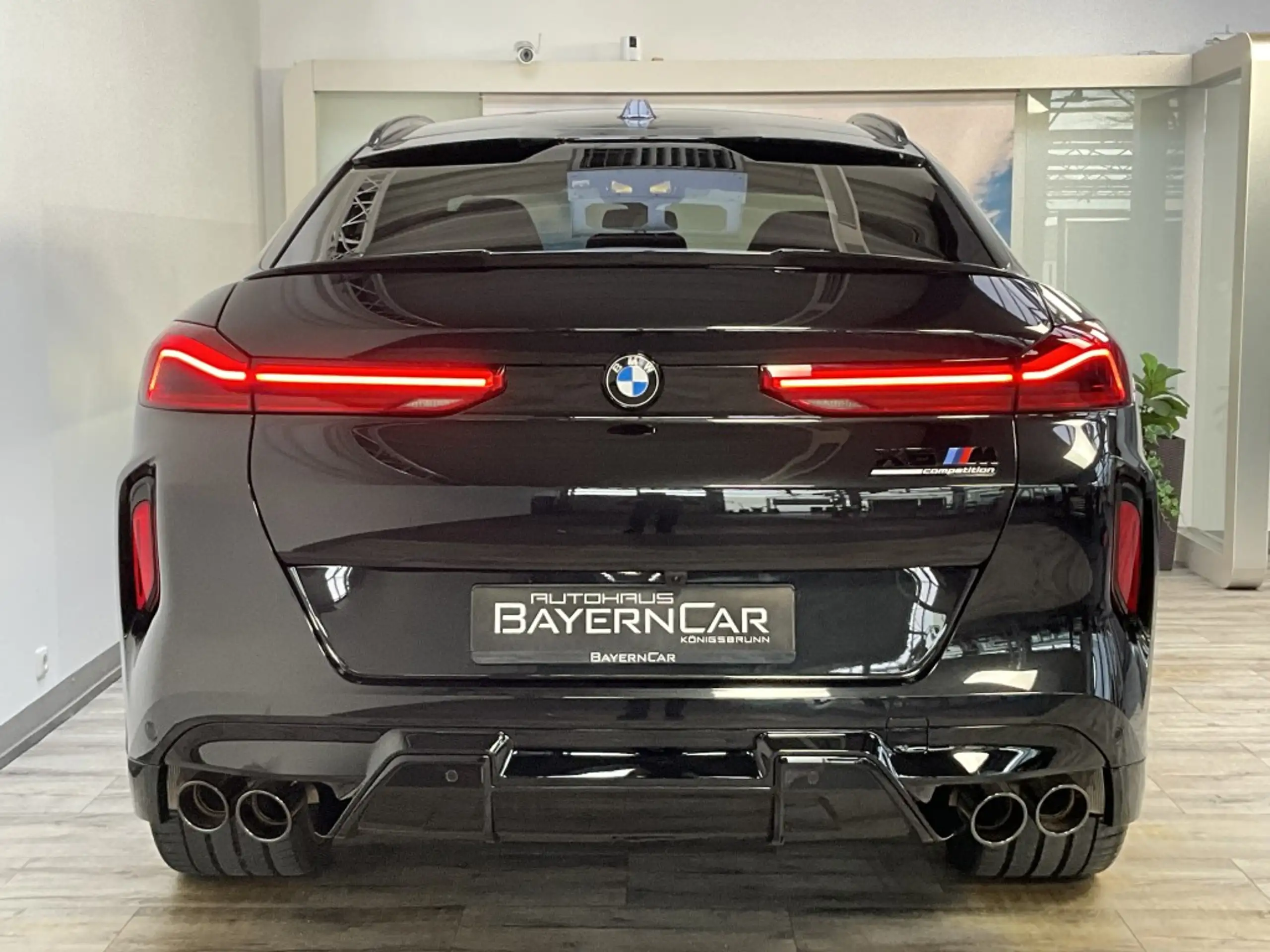 BMW - X6 M