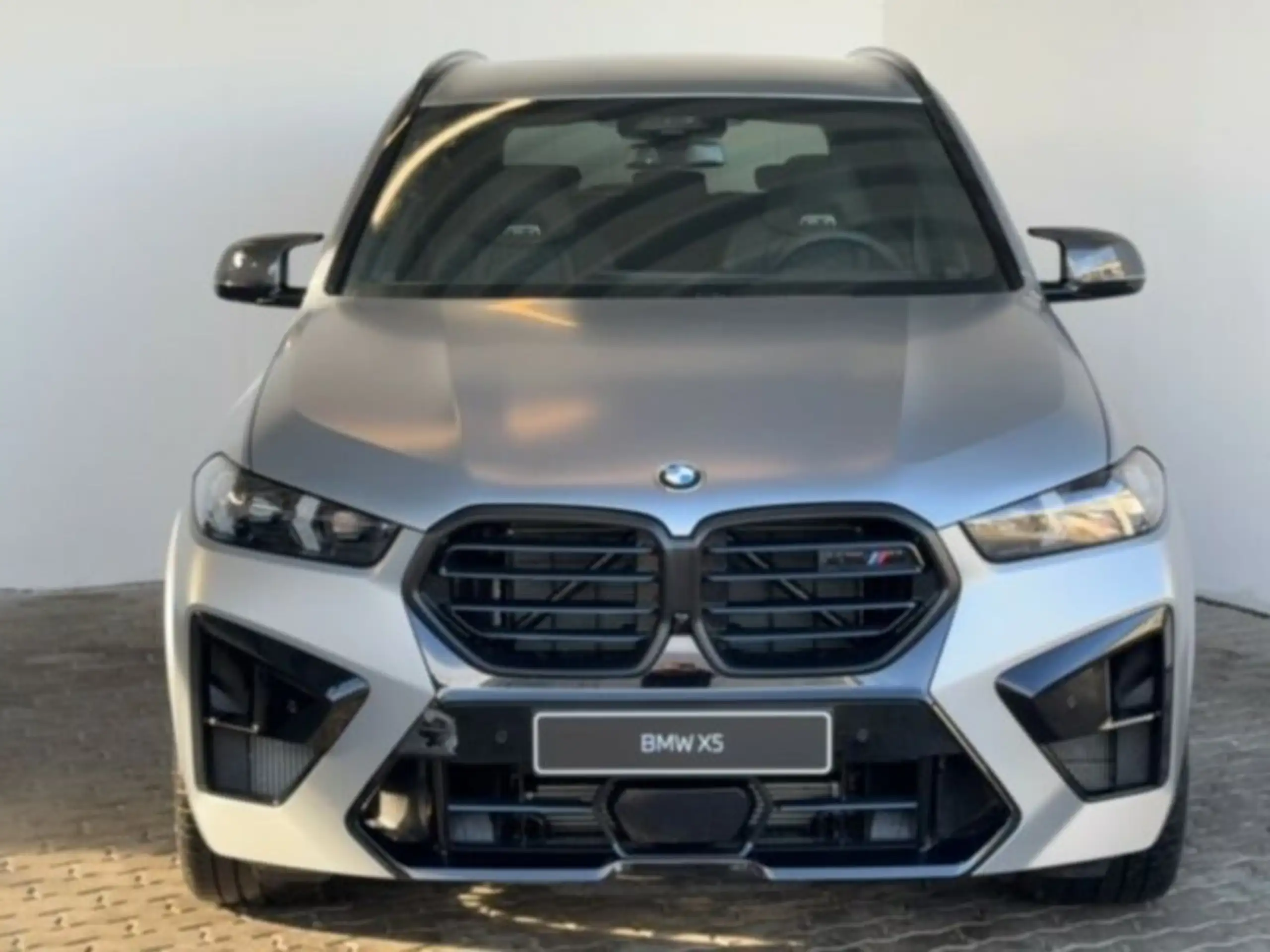 BMW - X5 M