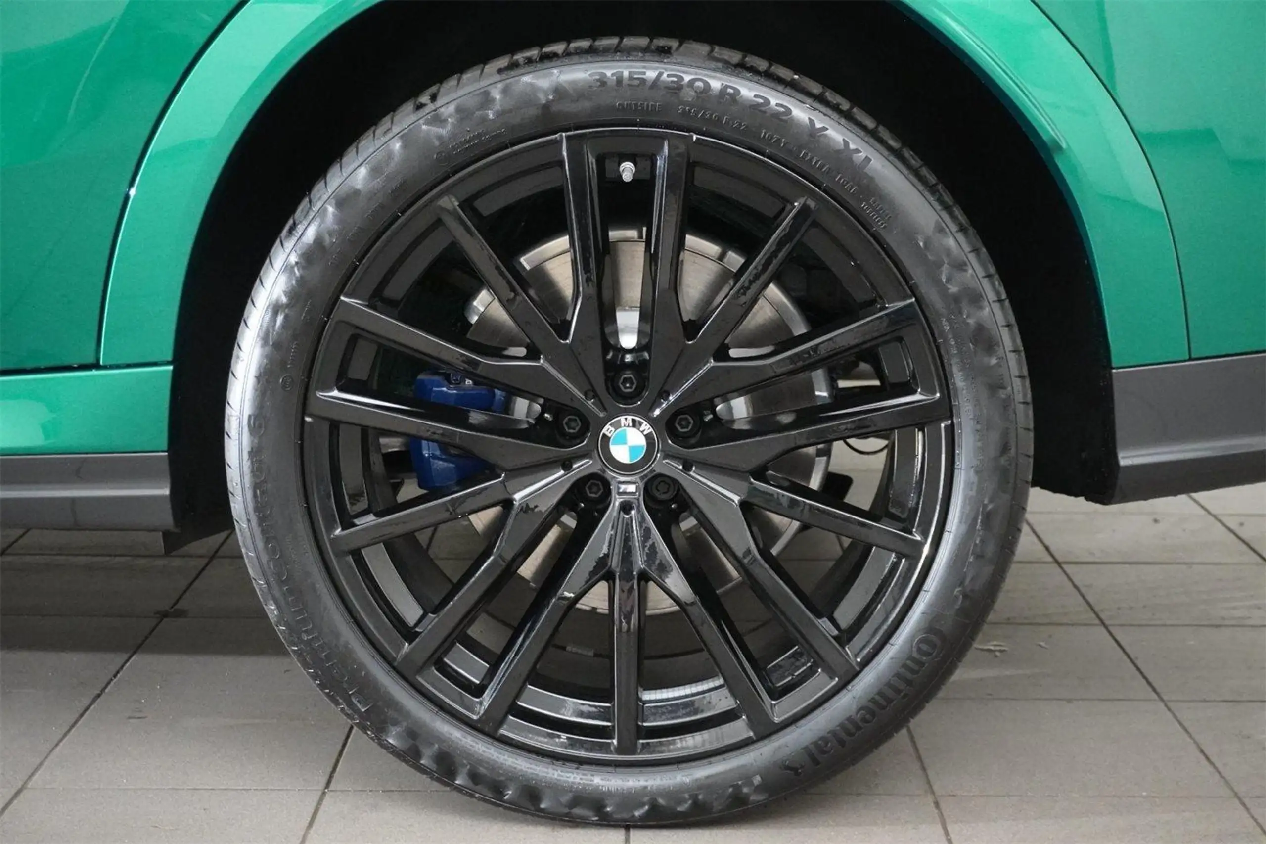 BMW - X6 M