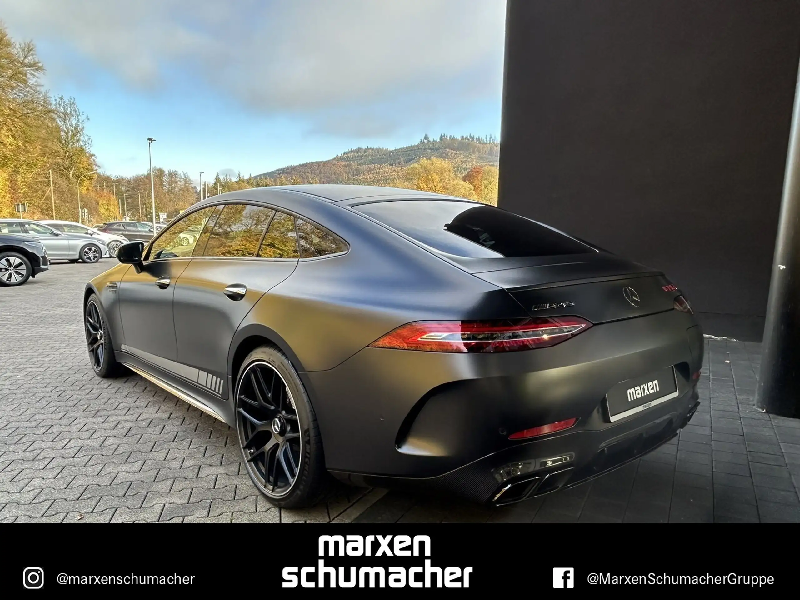 Mercedes-Benz - AMG GT