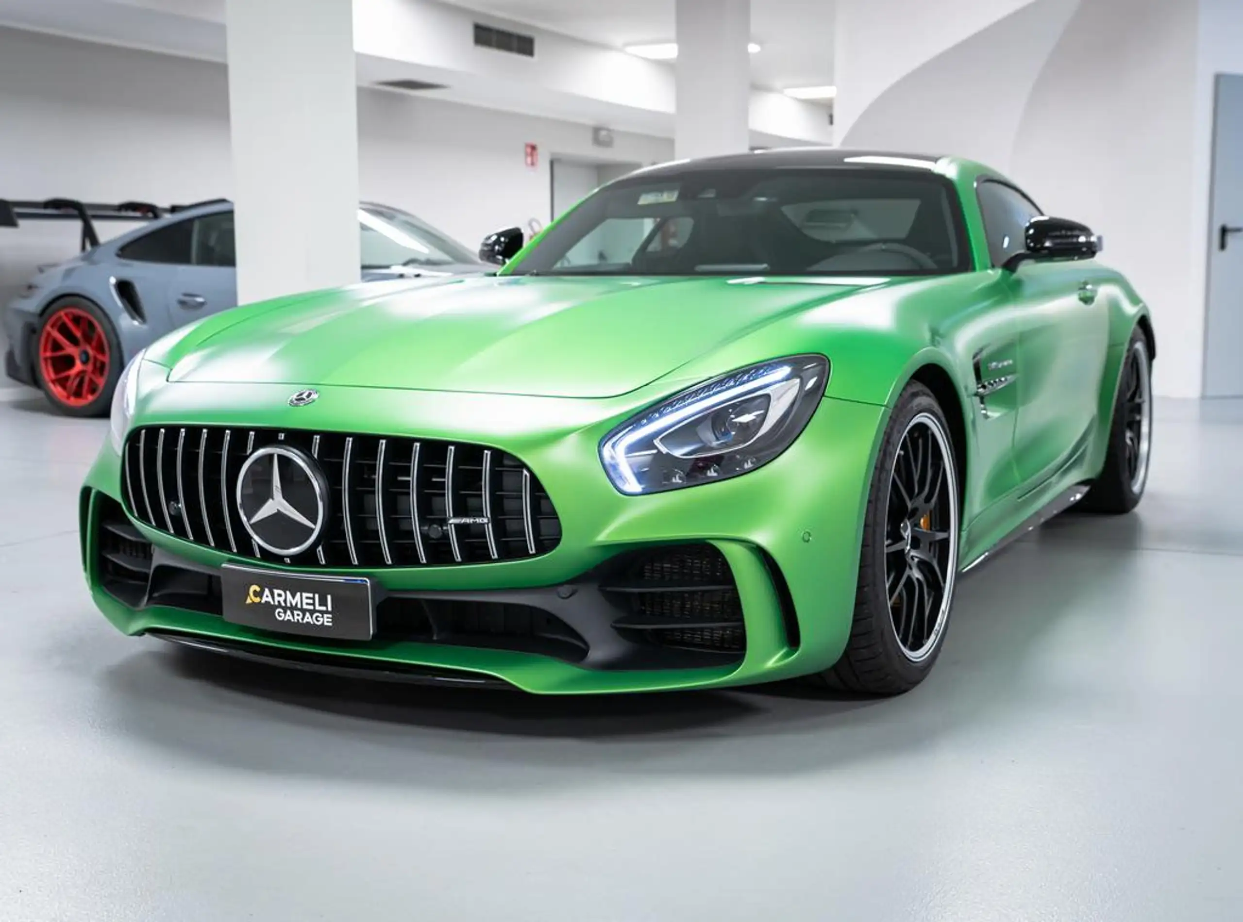 Mercedes-Benz - AMG GT