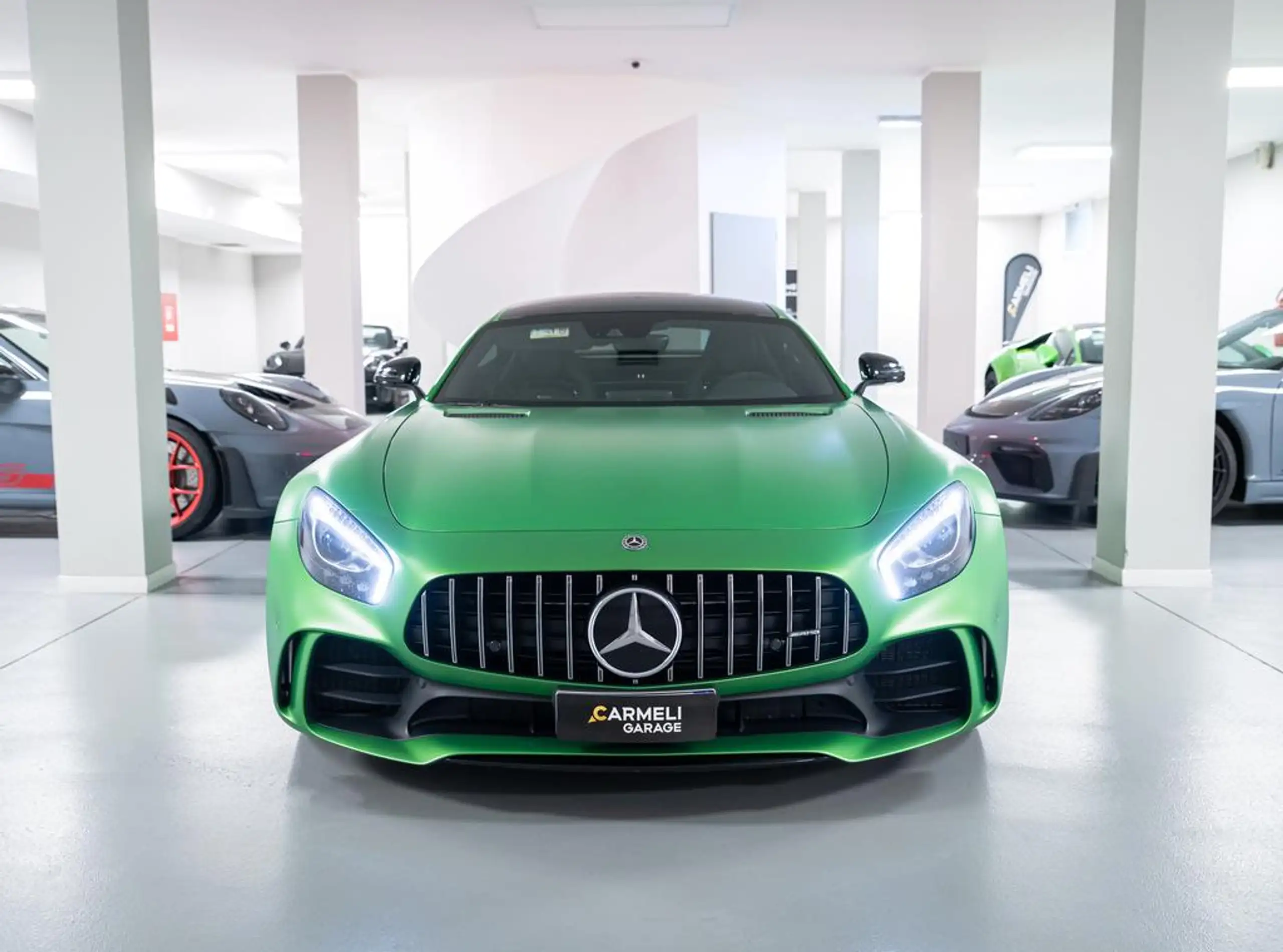 Mercedes-Benz - AMG GT