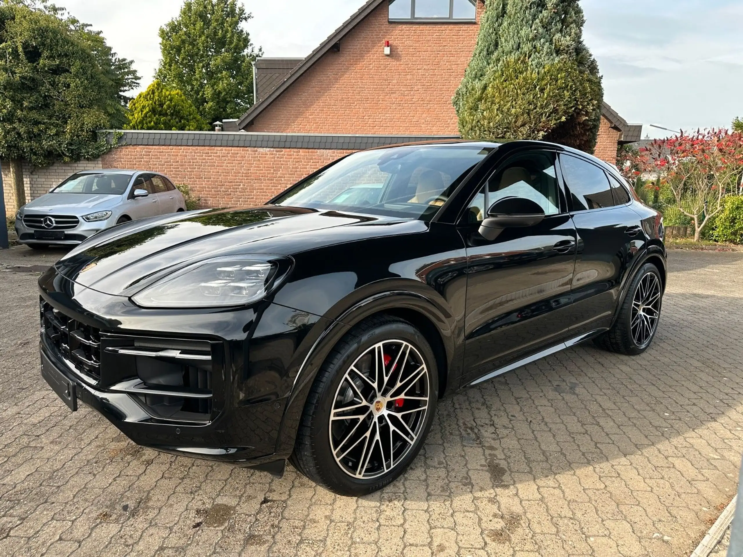 Porsche - Cayenne