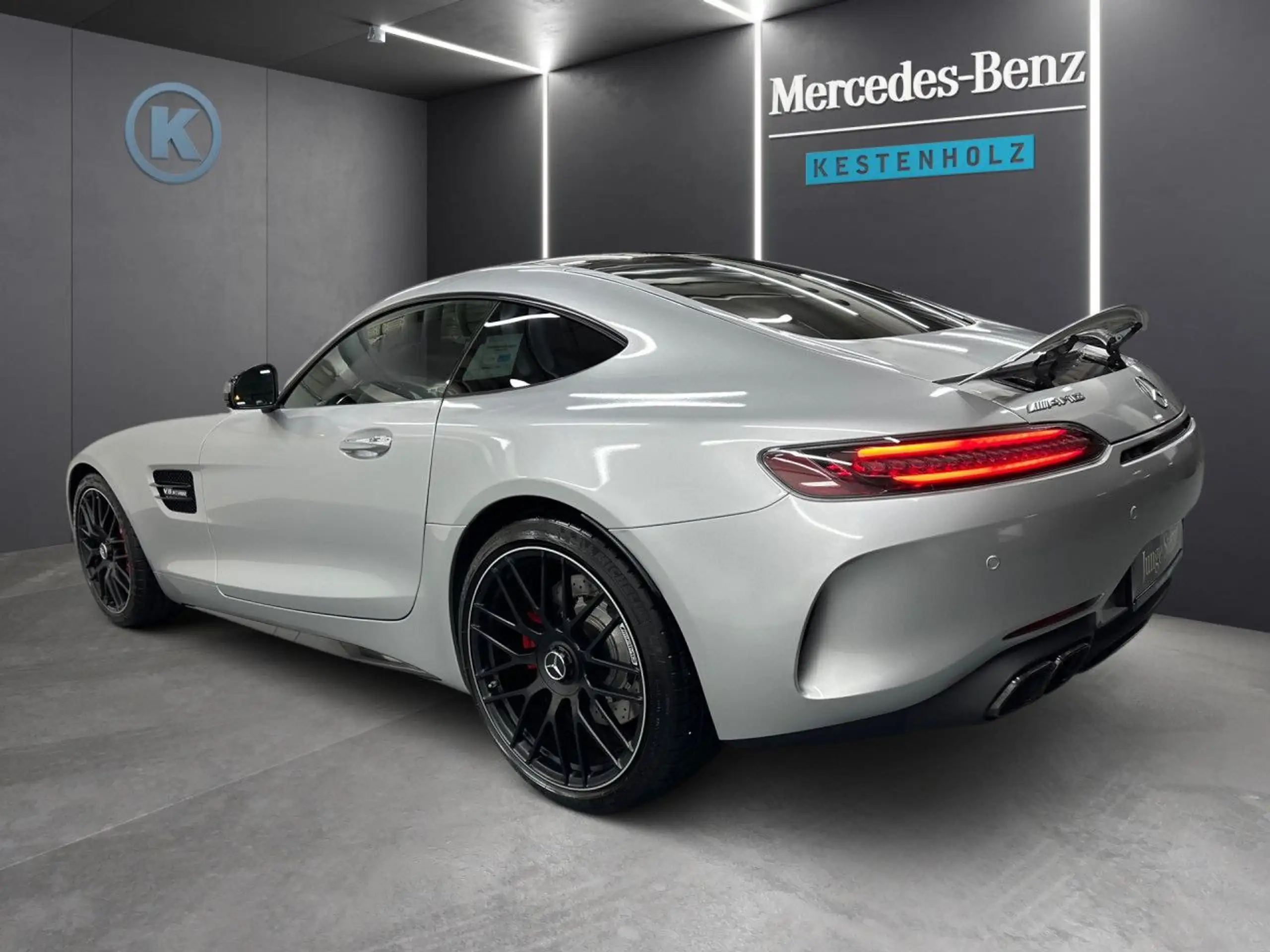 Mercedes-Benz - AMG GT