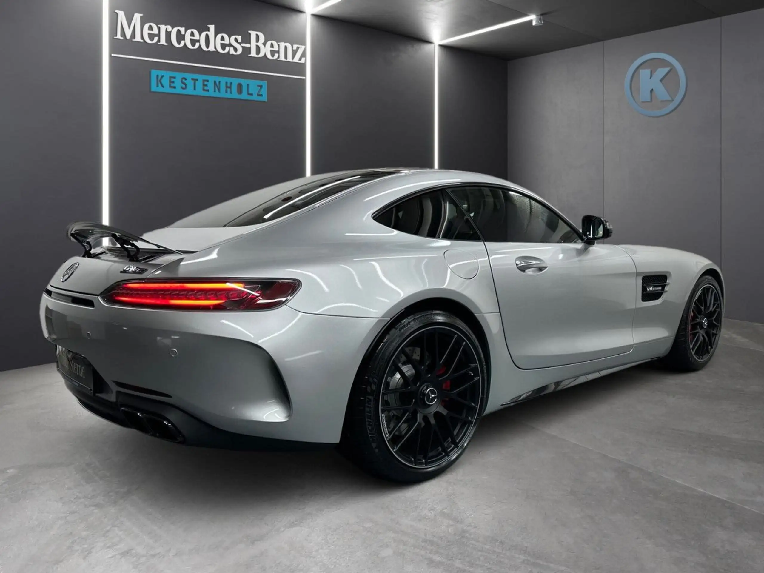 Mercedes-Benz - AMG GT