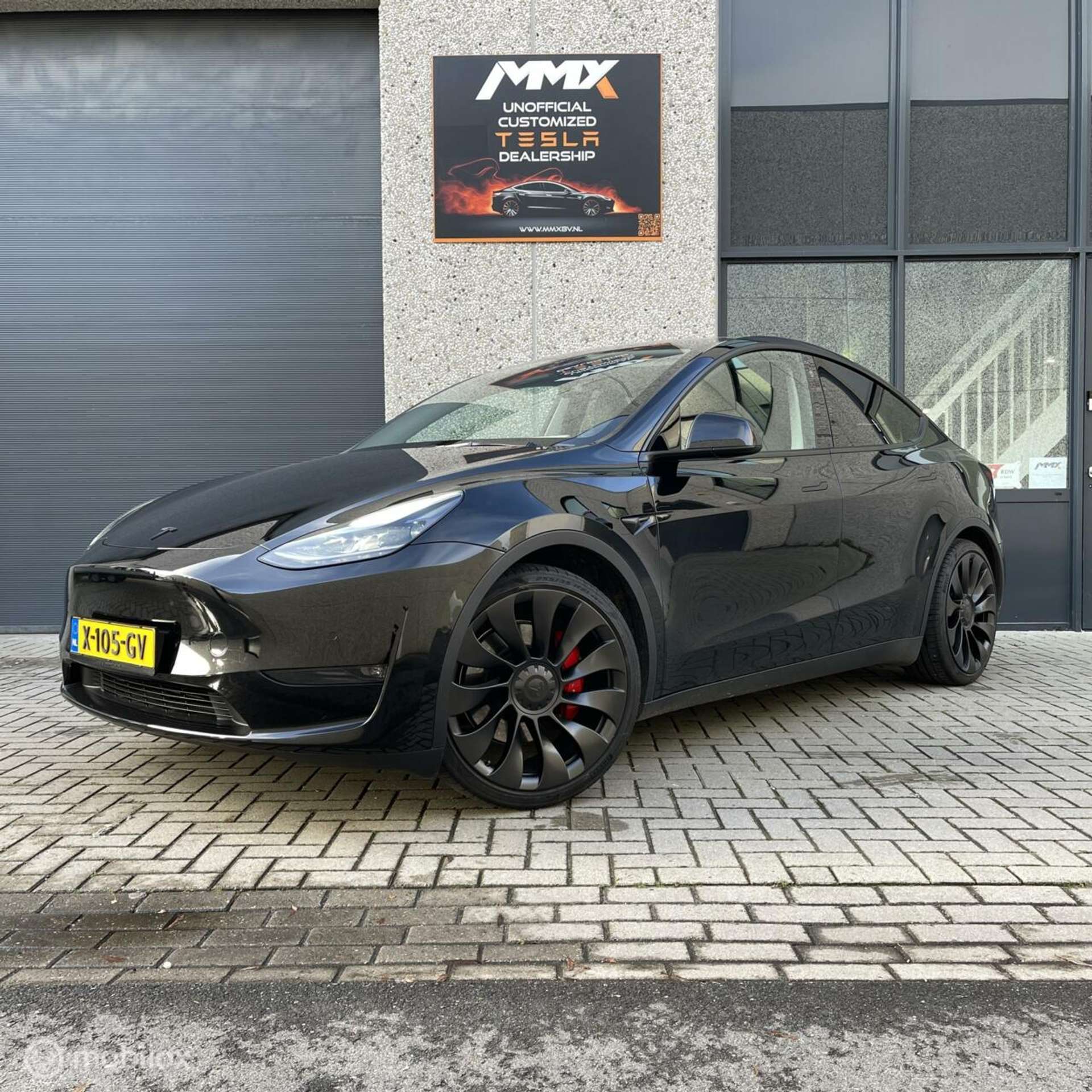 Tesla - Model Y