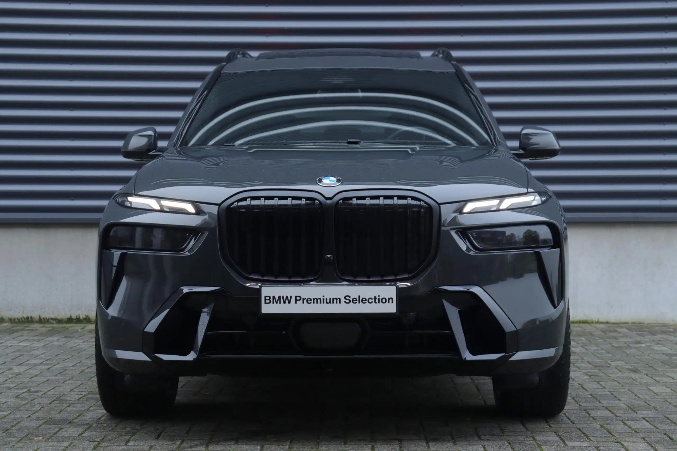 BMW - X7