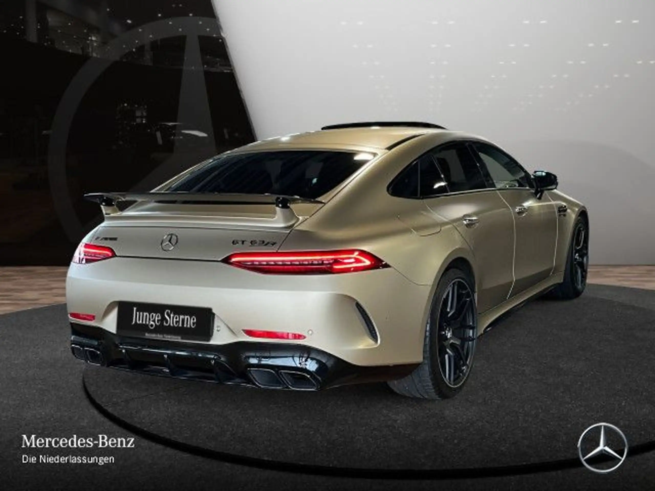 Mercedes-Benz - AMG GT