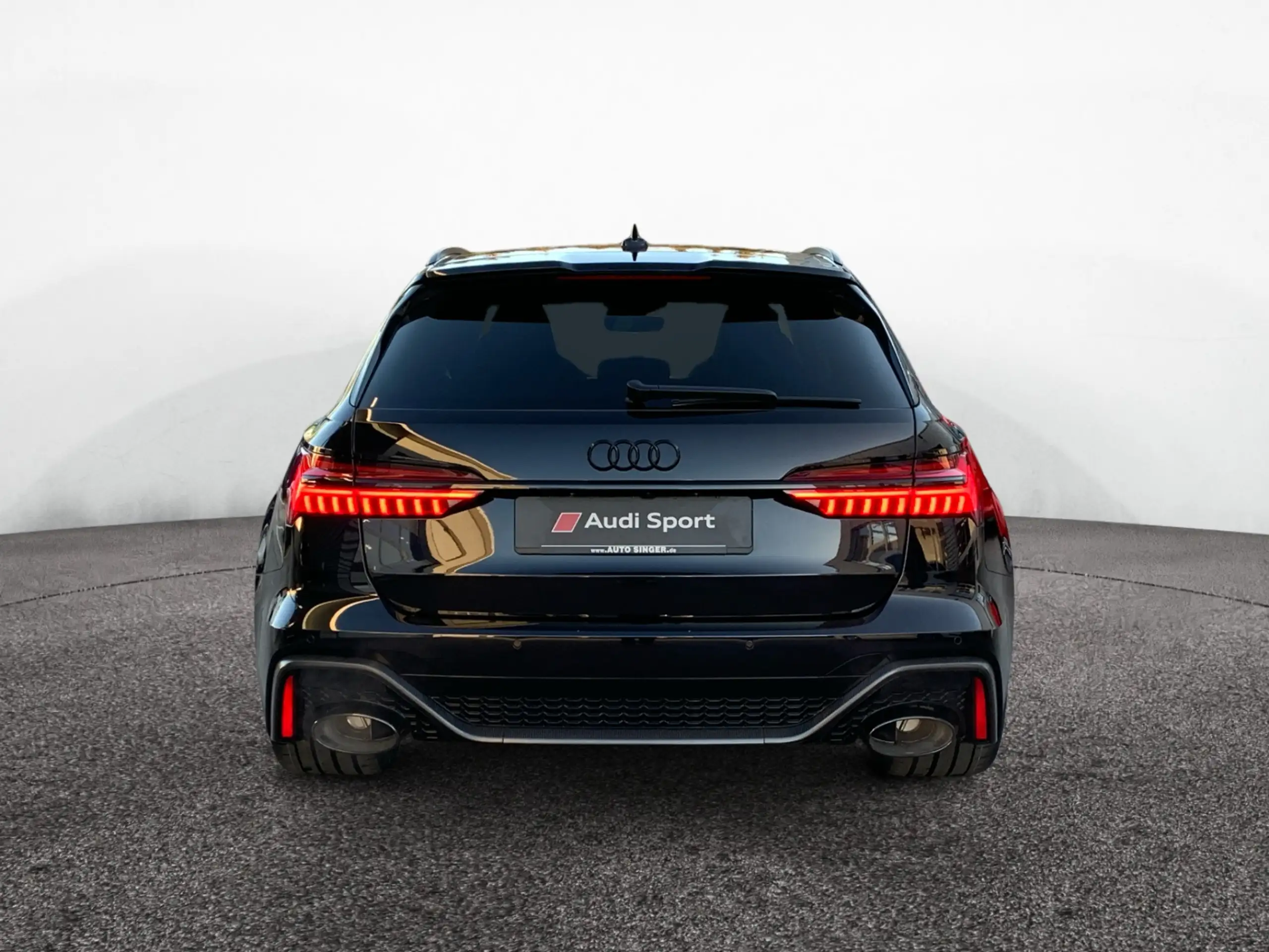 Audi - RS6