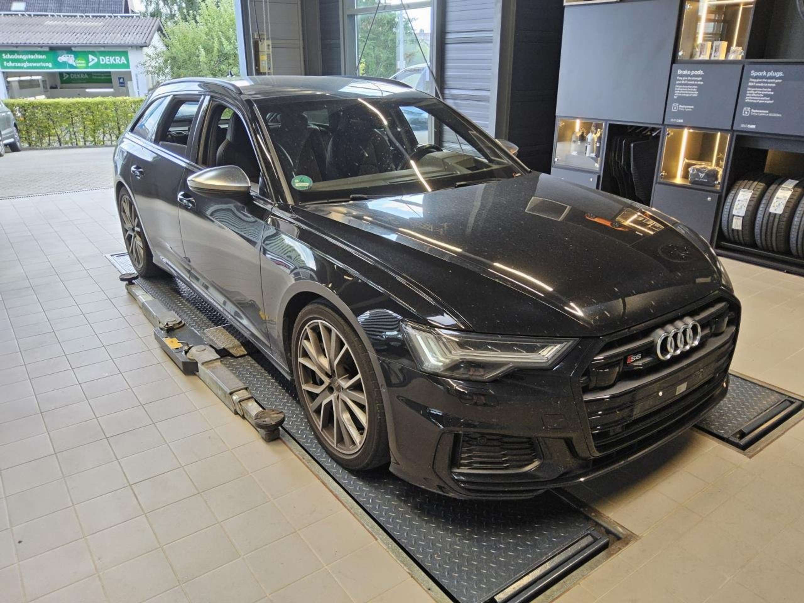 Audi - S6