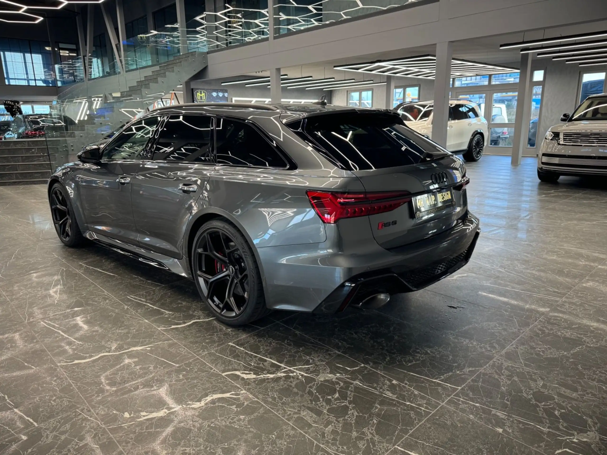 Audi - RS6