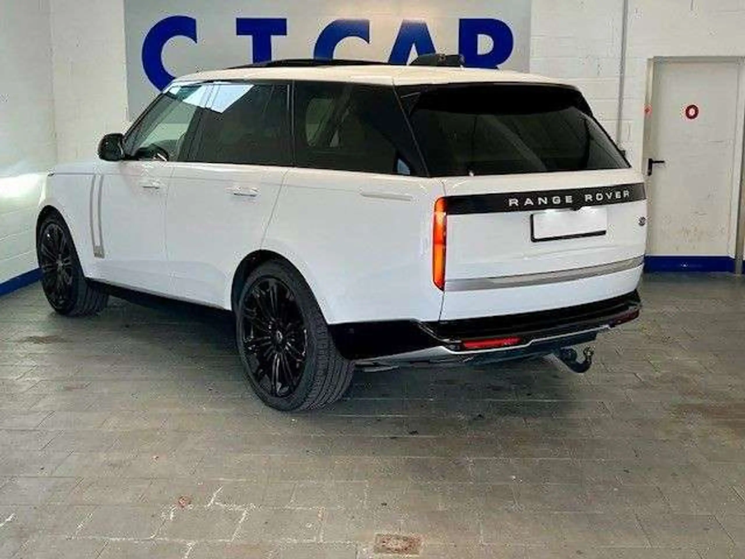 Land Rover - Range Rover