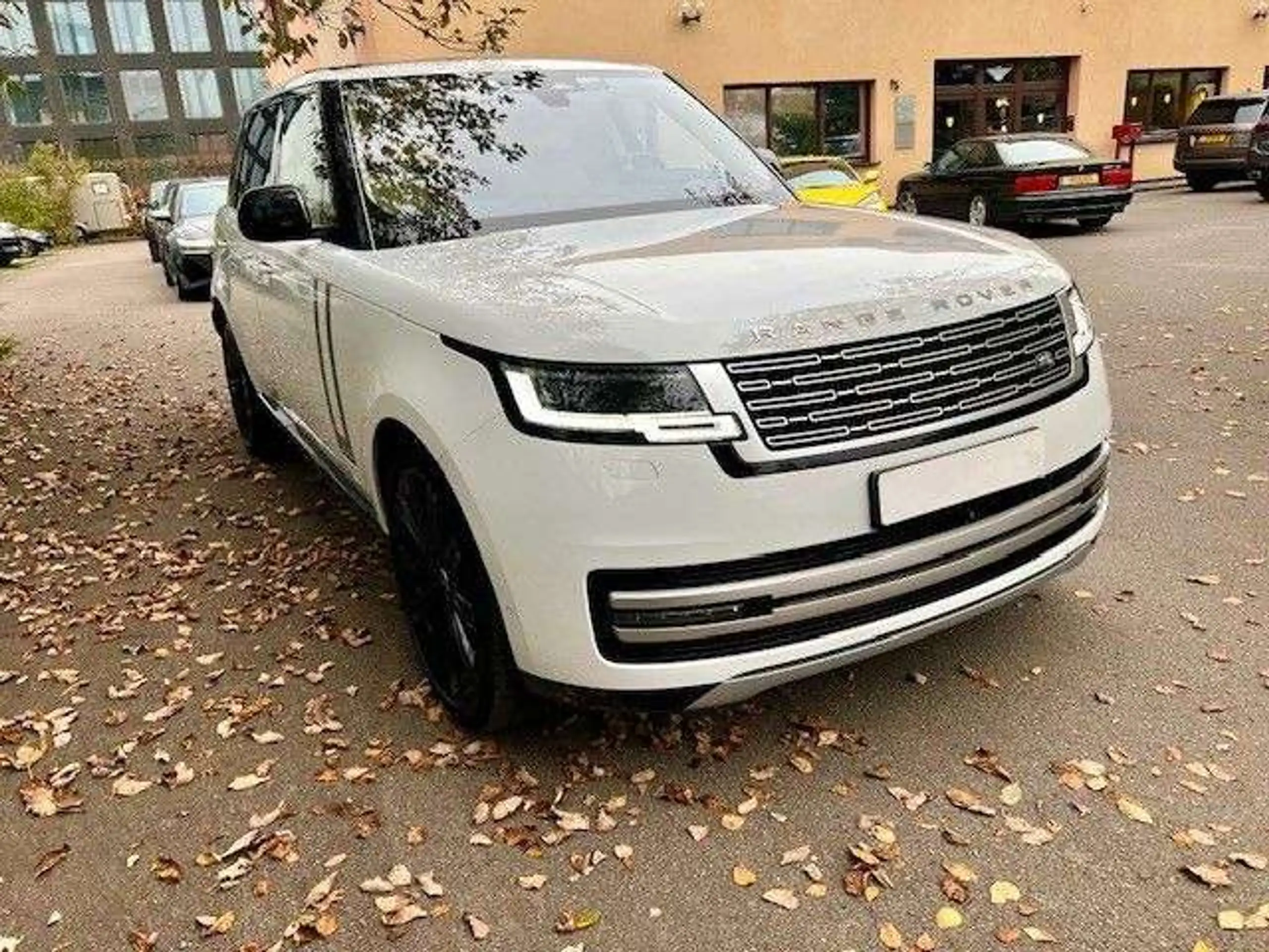 Land Rover - Range Rover