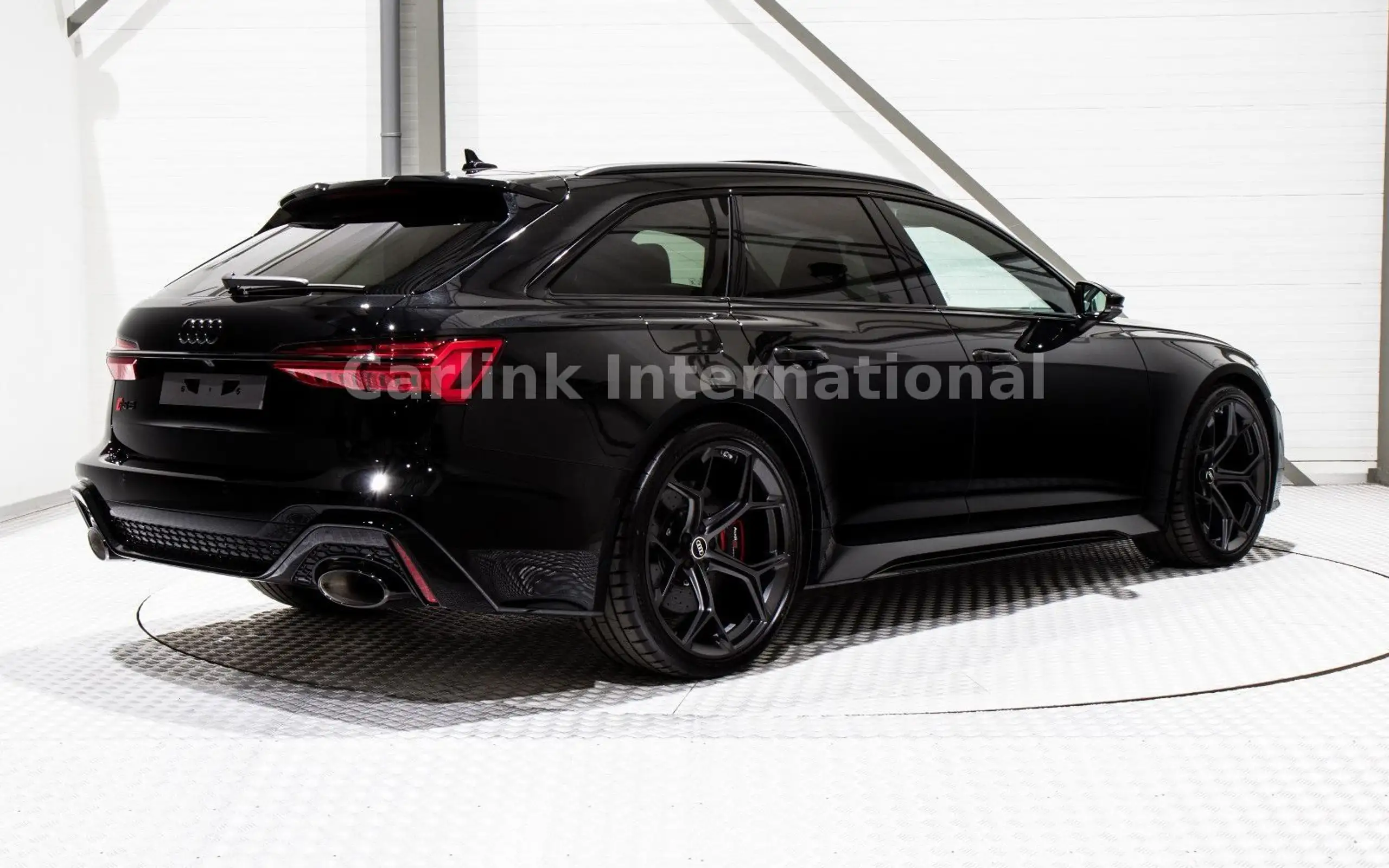 Audi - RS6