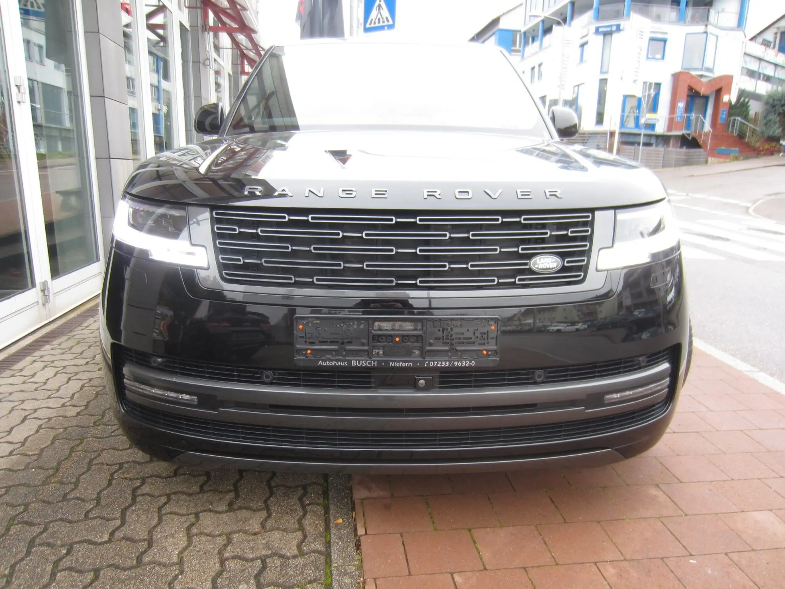 Land Rover - Range Rover