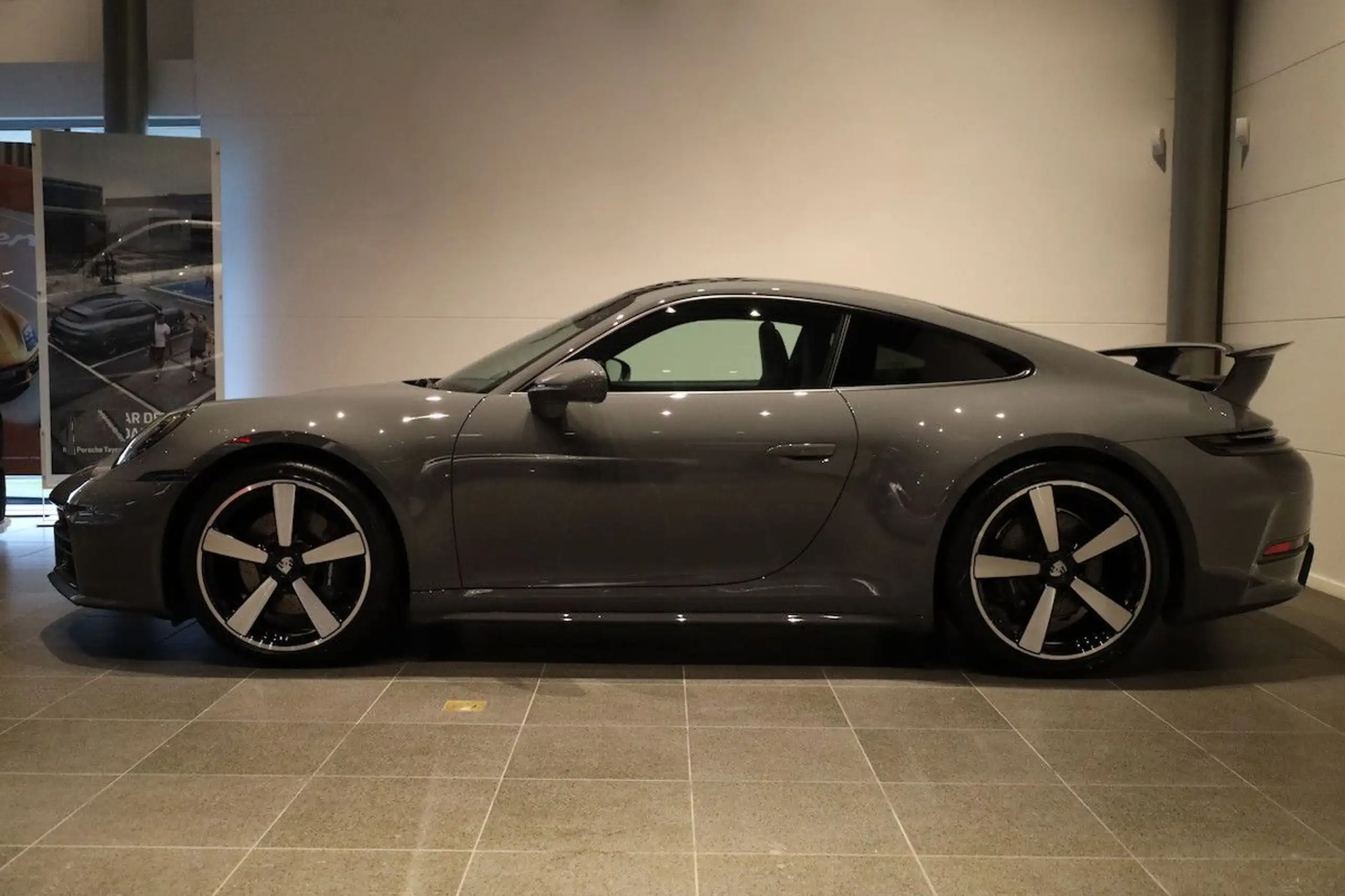 Porsche - 992