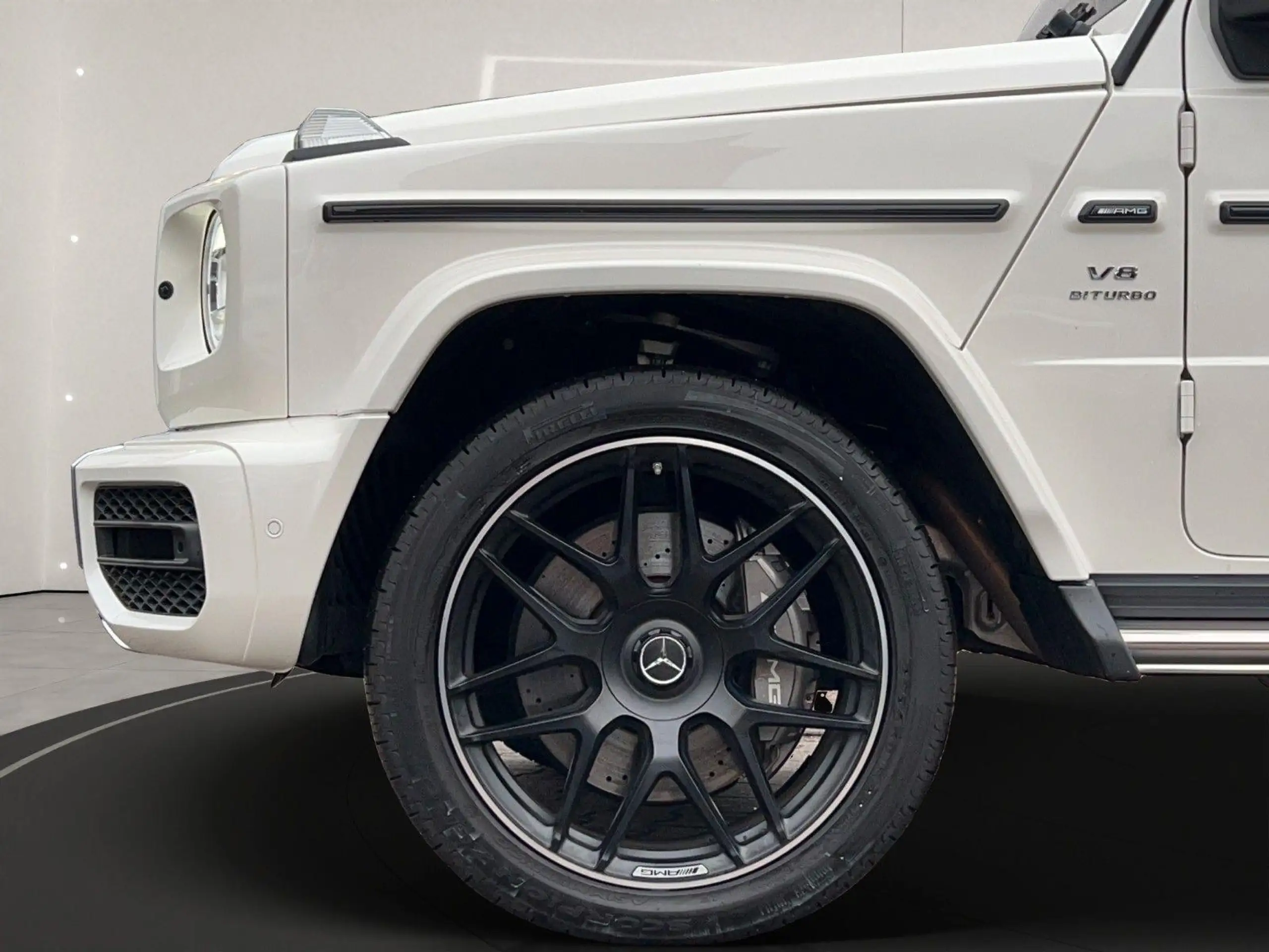 Mercedes-Benz - G 63 AMG