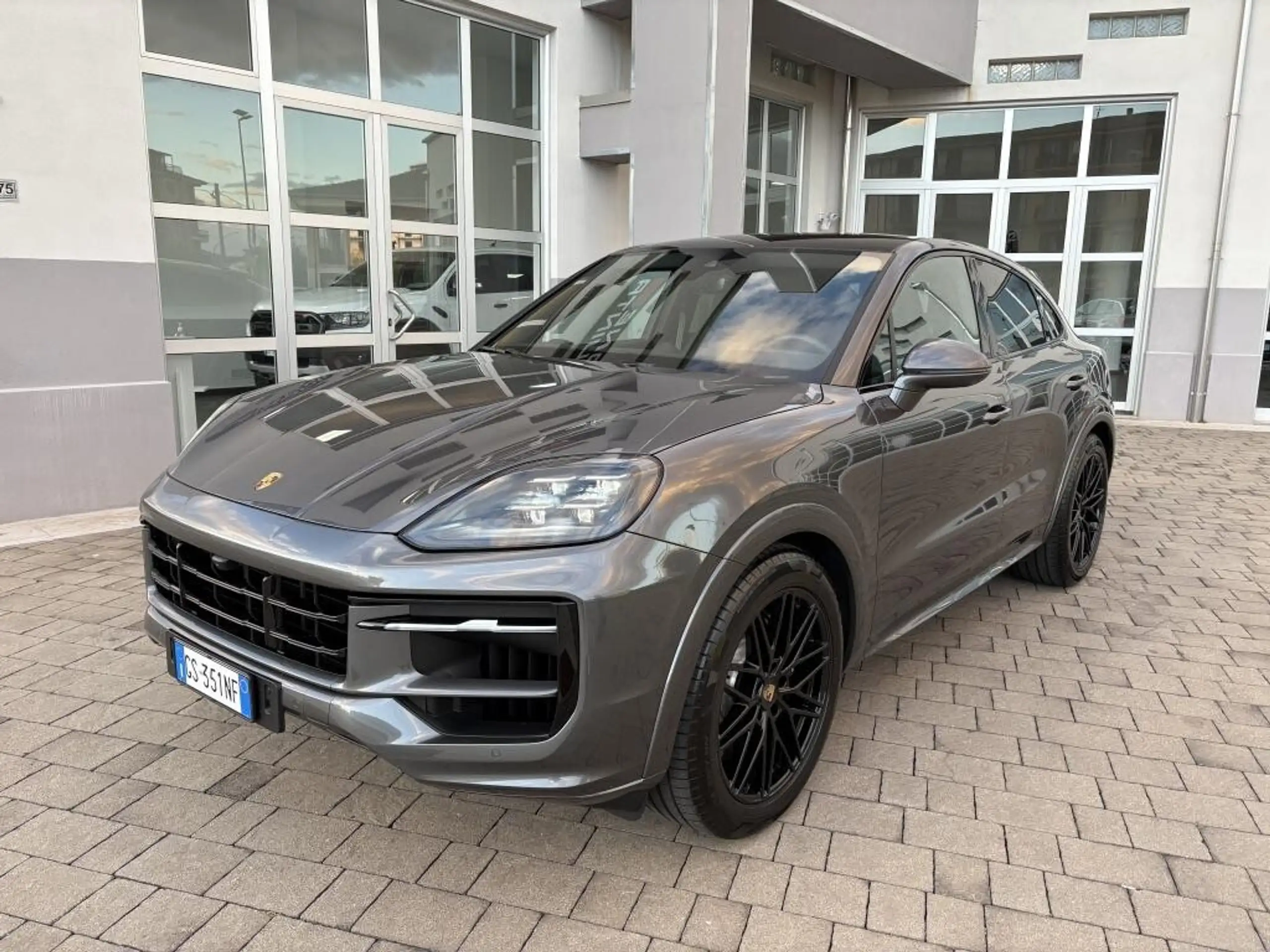 Porsche - Cayenne