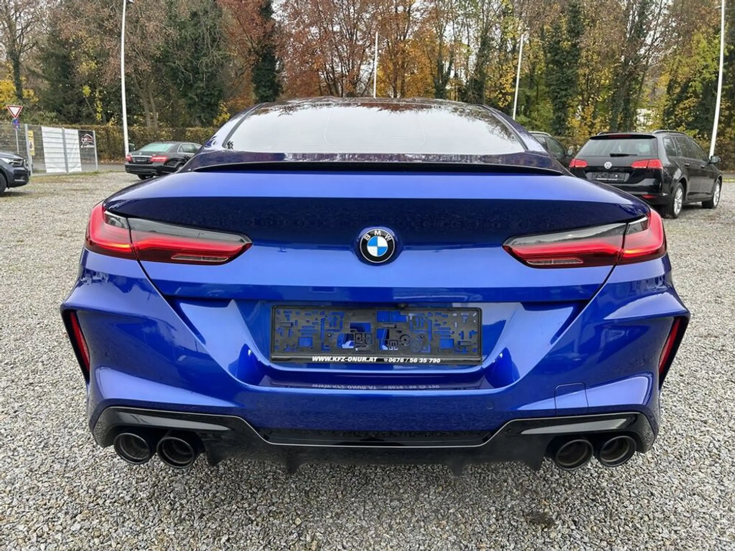 BMW - M8