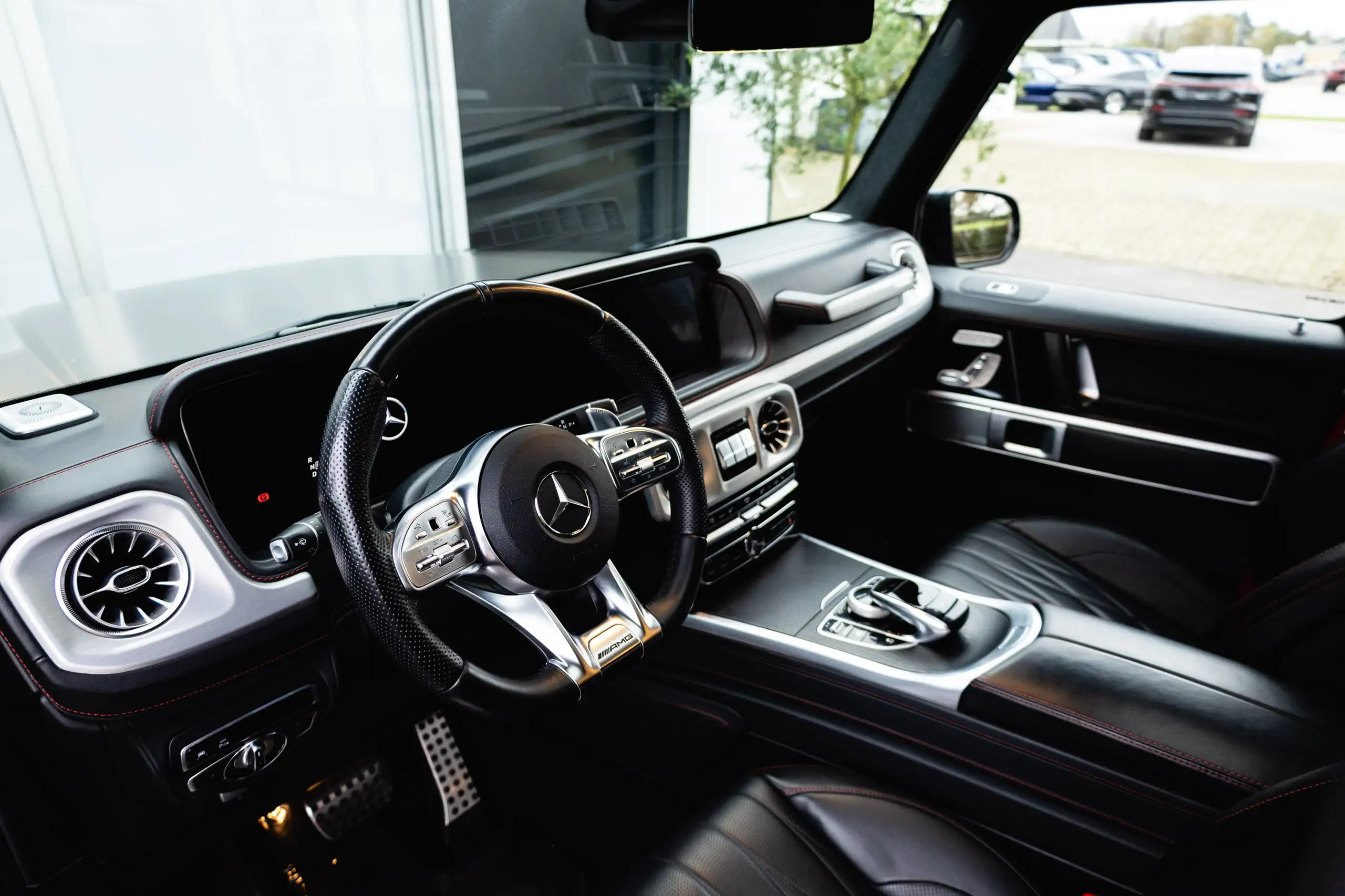 Mercedes-Benz - G 63 AMG