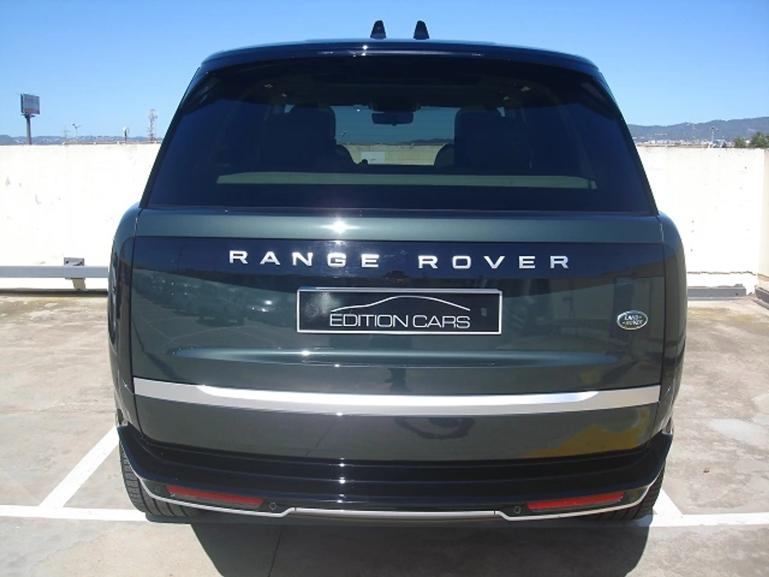 Land Rover - Range Rover