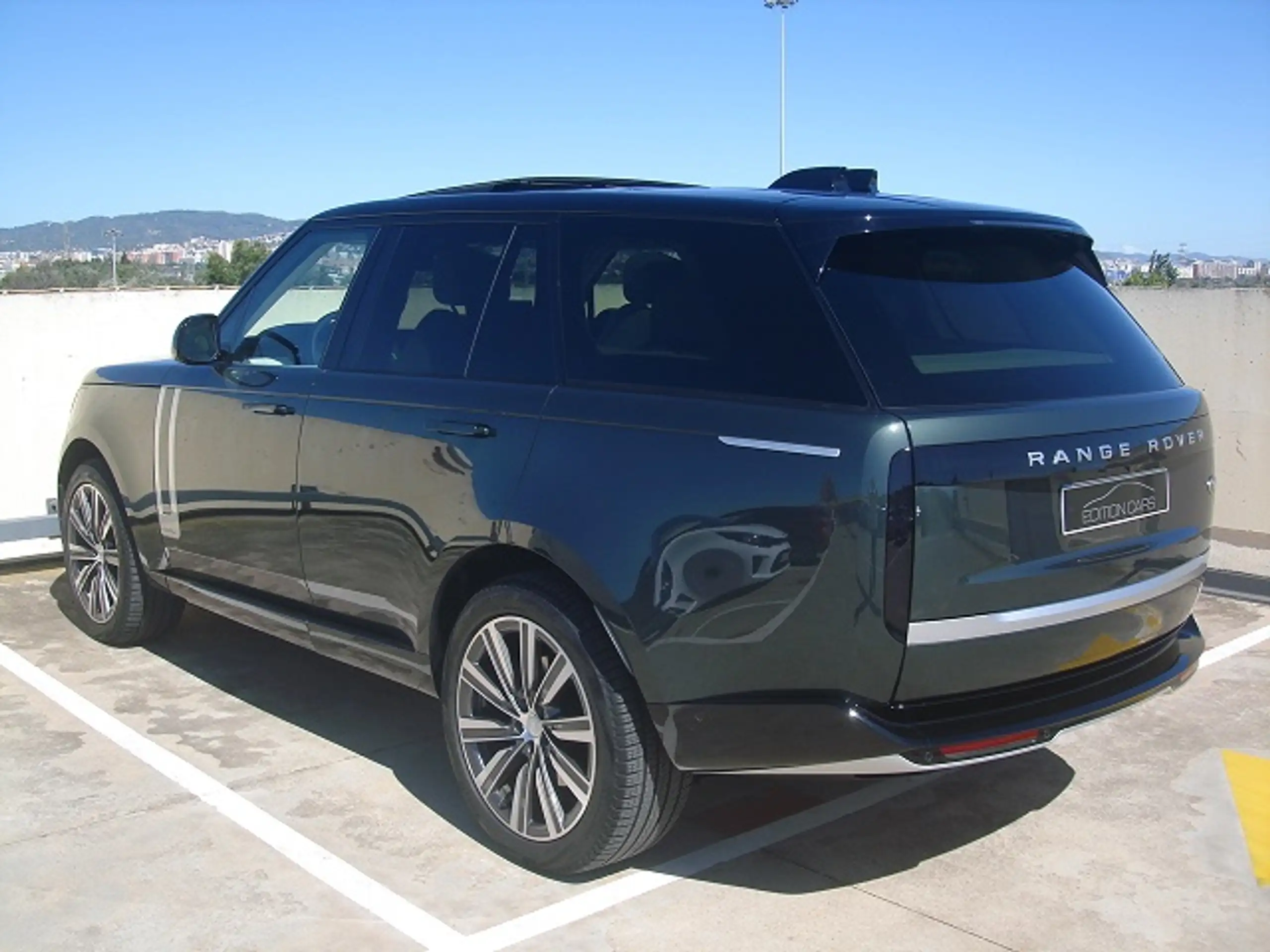 Land Rover - Range Rover