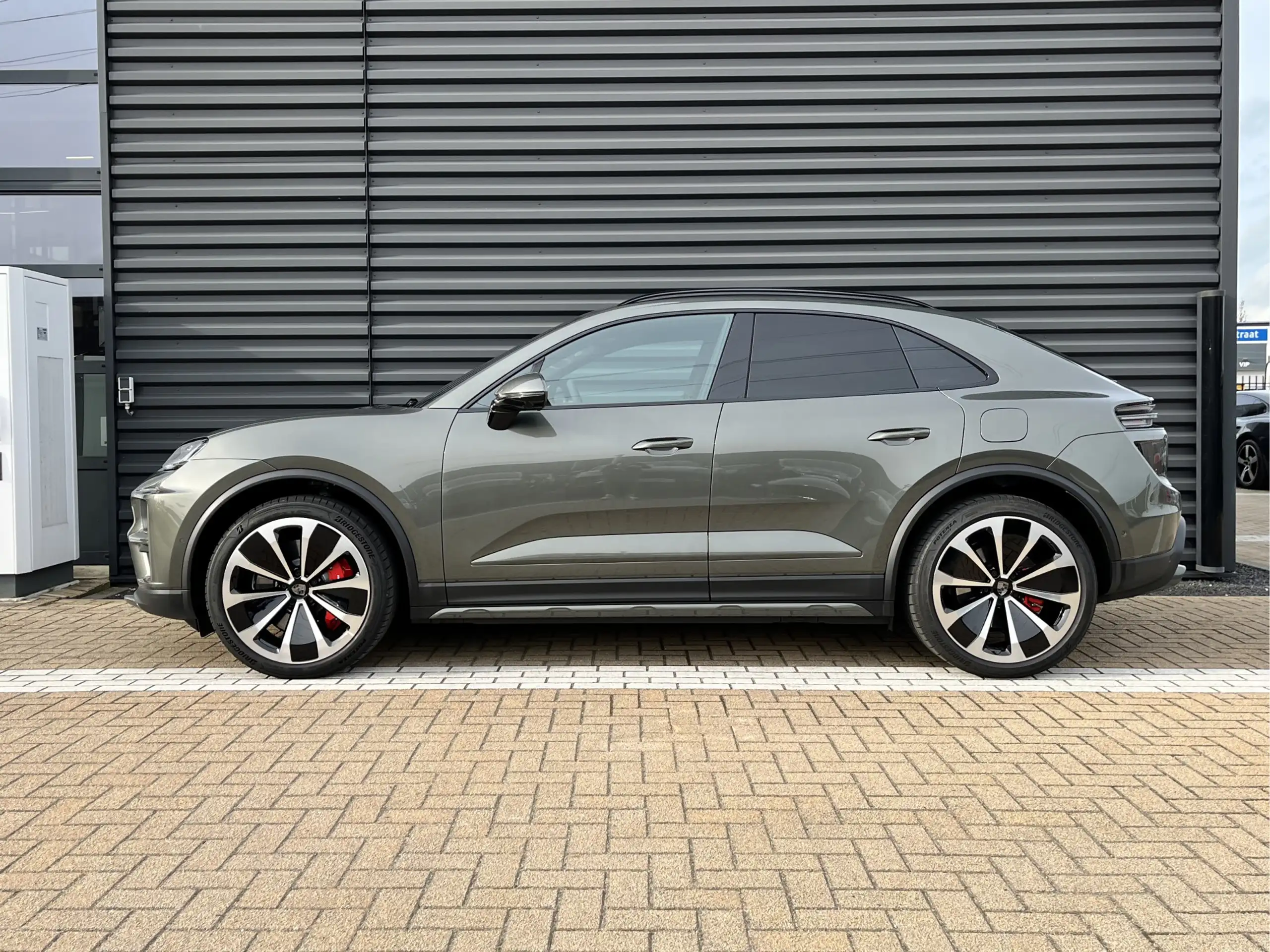 Porsche - Macan