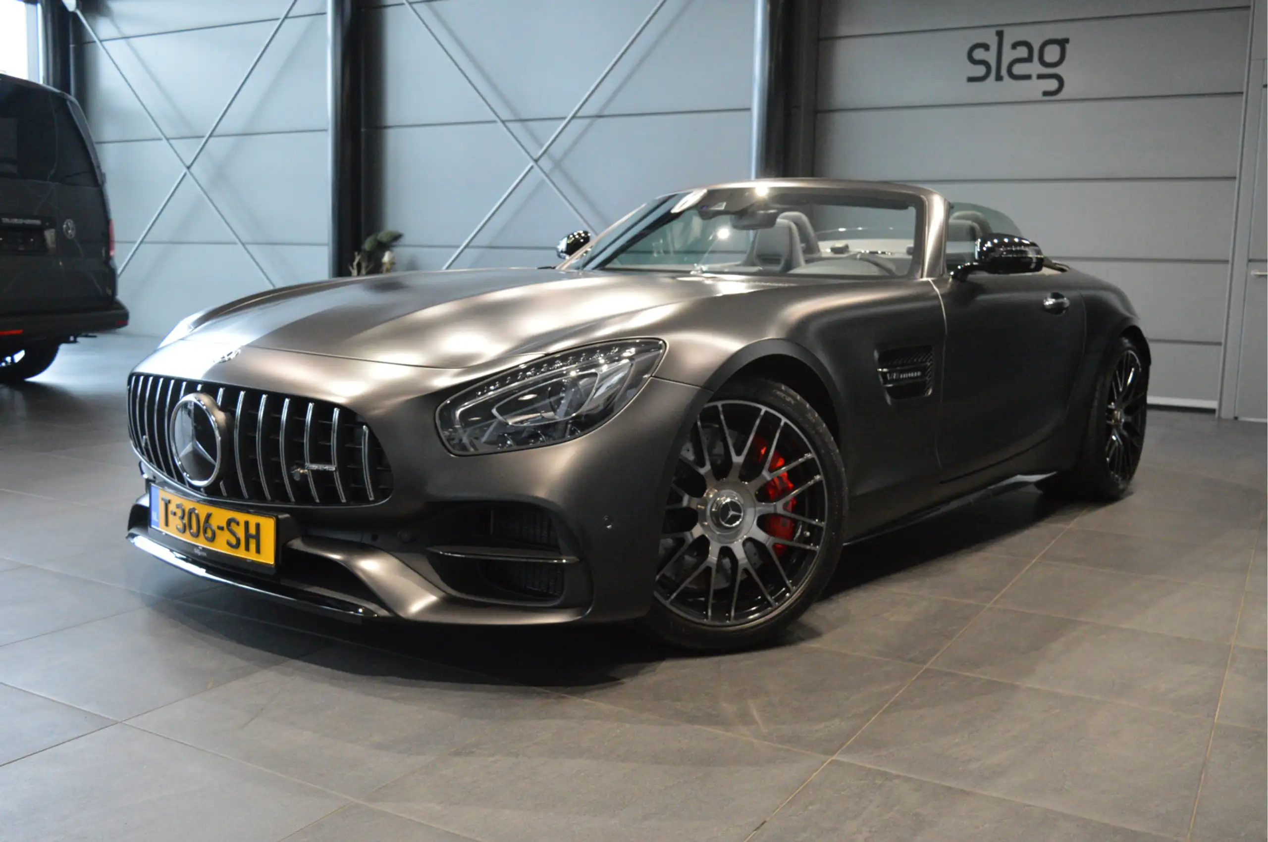 Mercedes-Benz - AMG GT