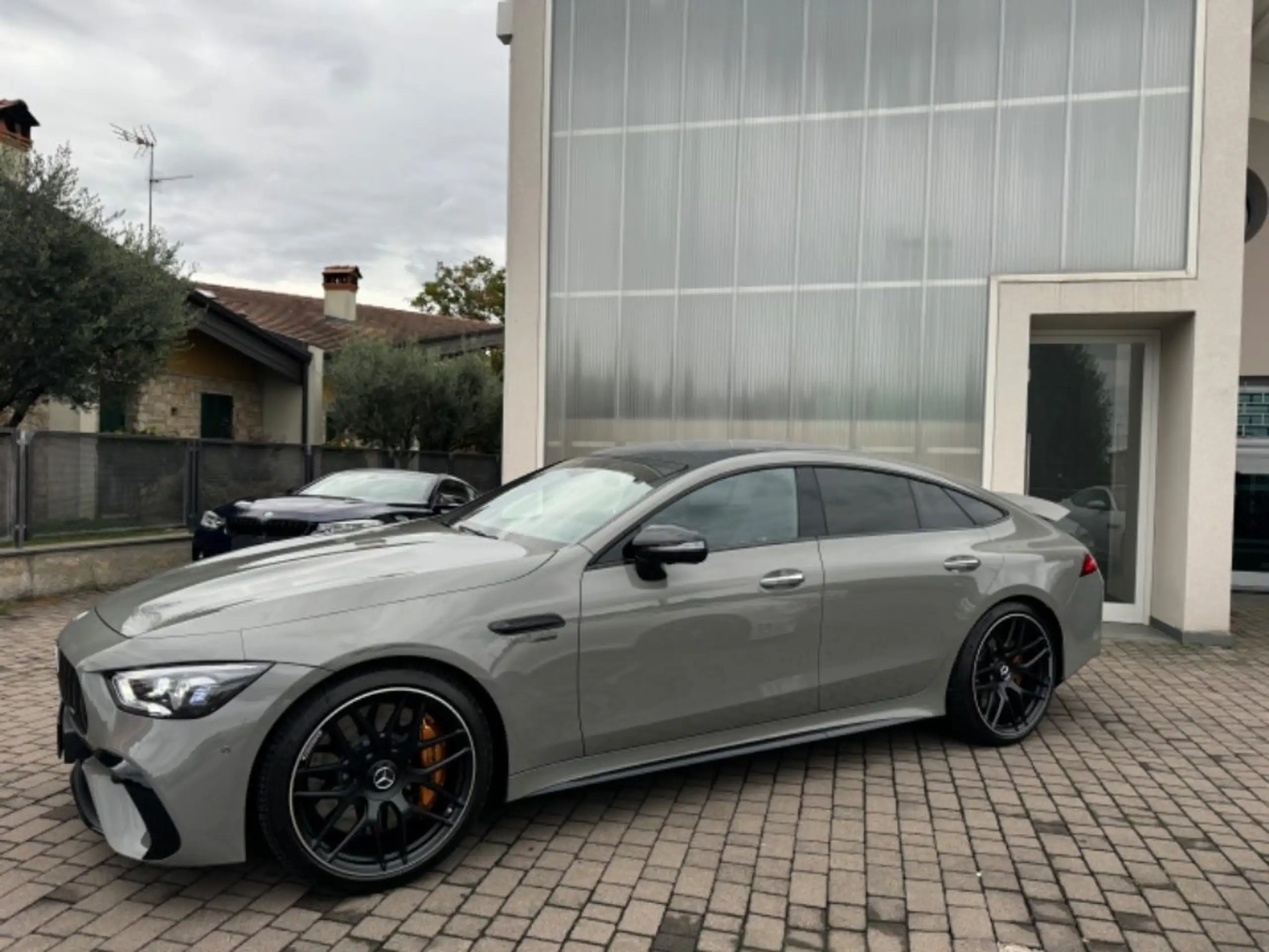 Mercedes-Benz - AMG GT