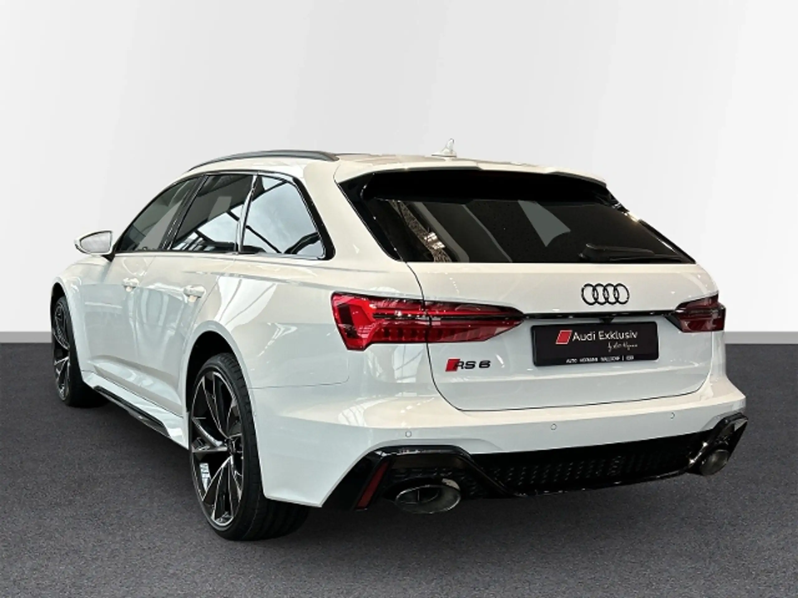 Audi - RS6