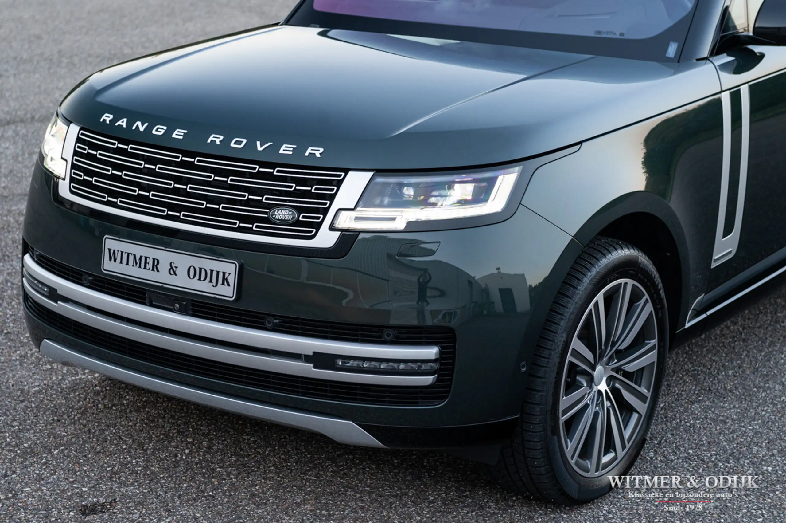 Land Rover - Range Rover