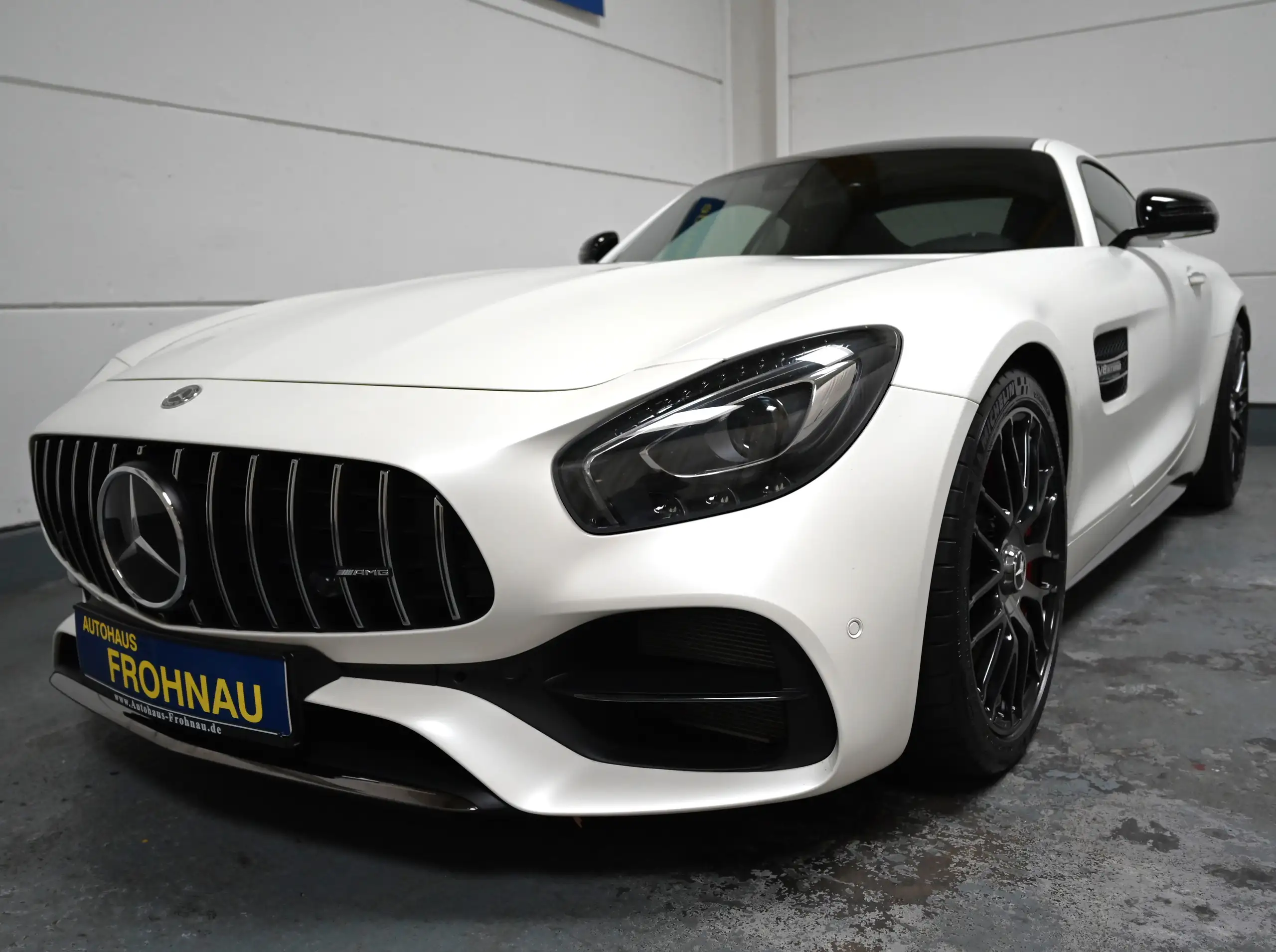 Mercedes-Benz - AMG GT