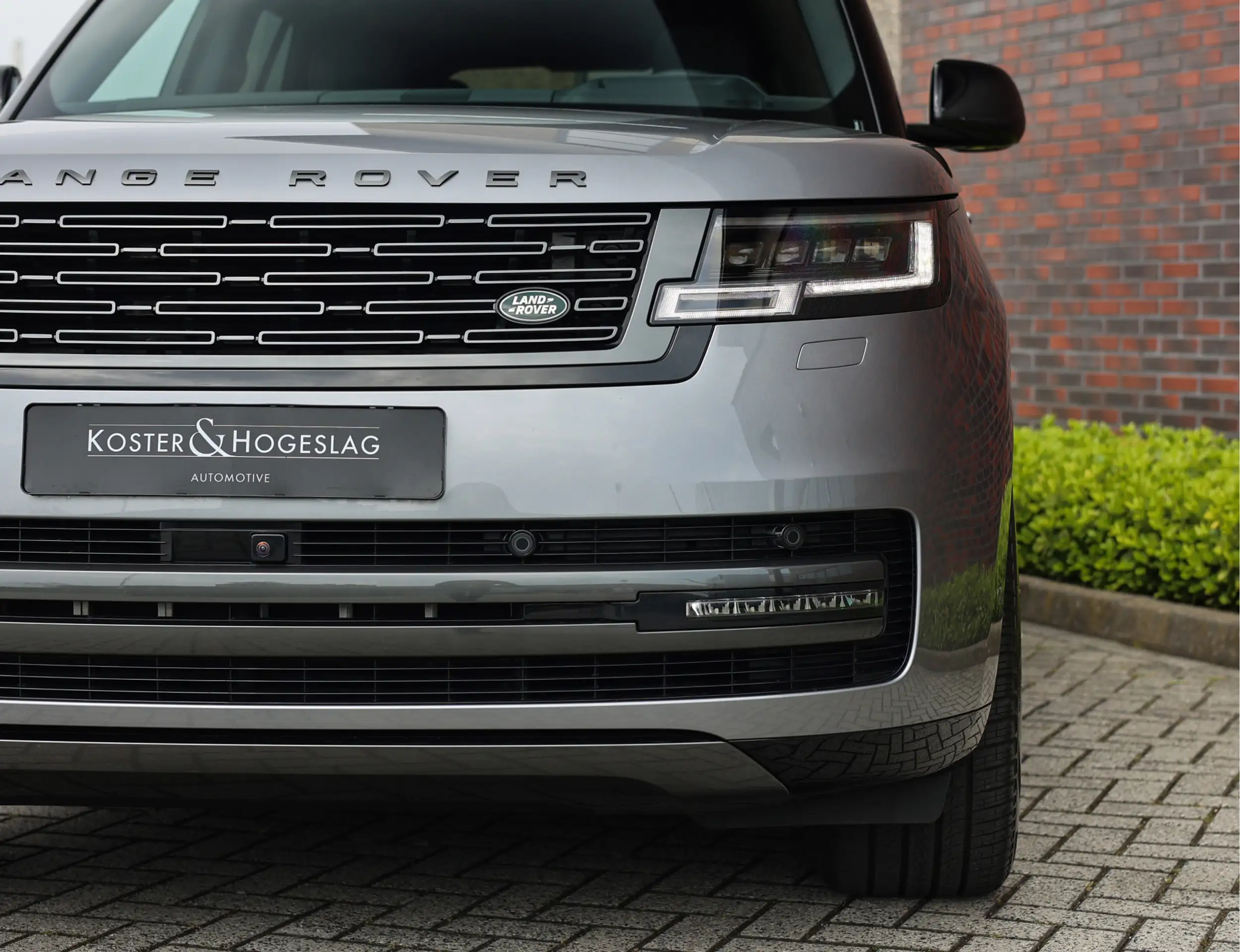 Land Rover - Range Rover