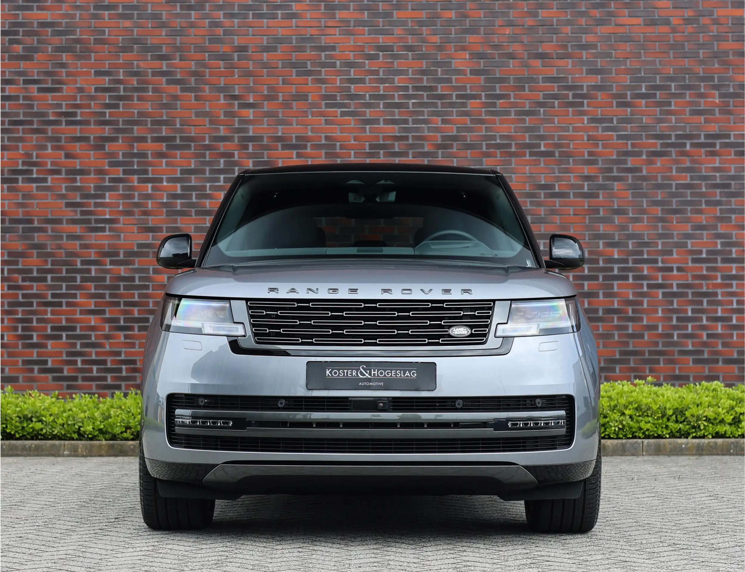 Land Rover - Range Rover