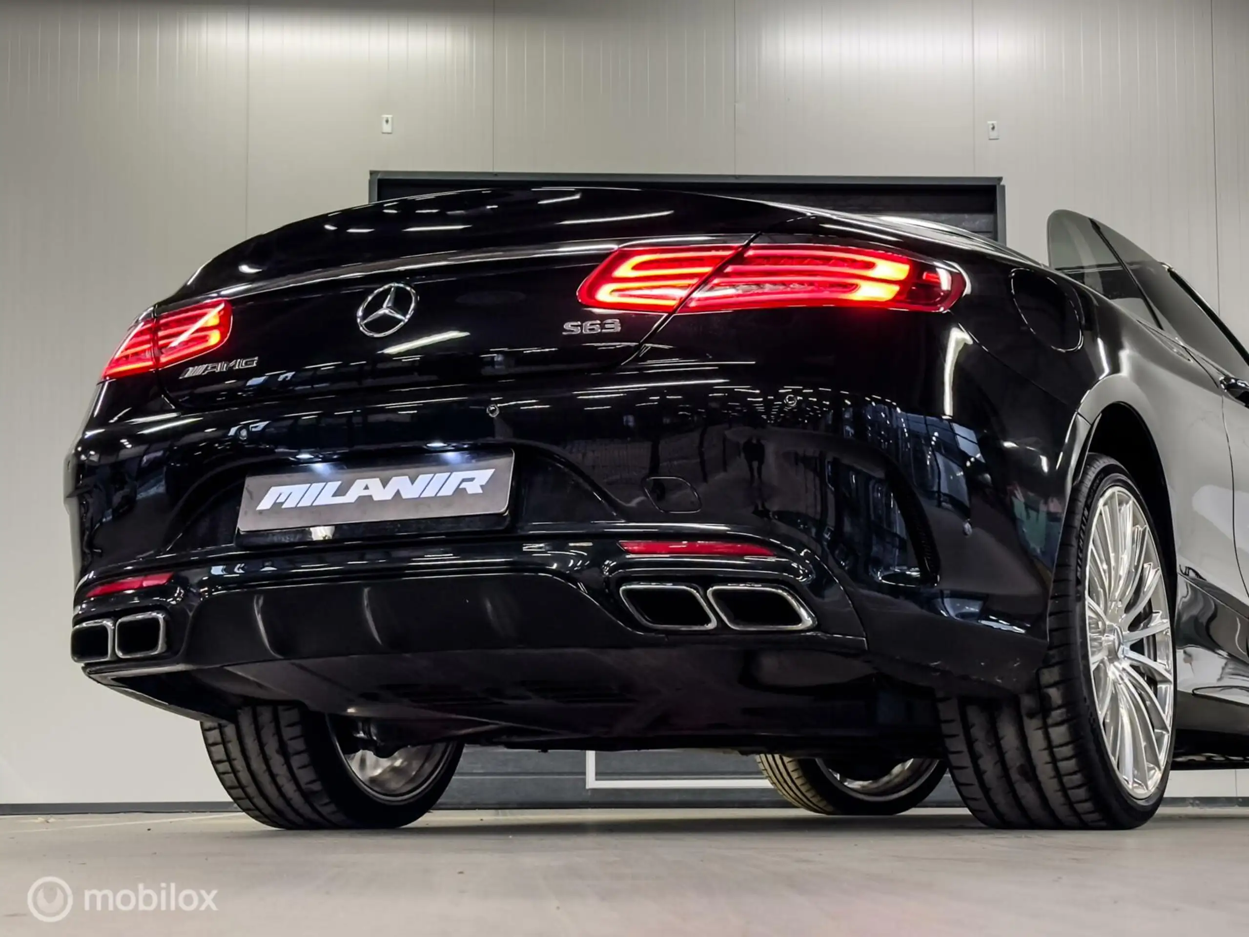 Mercedes-Benz - S 63 AMG