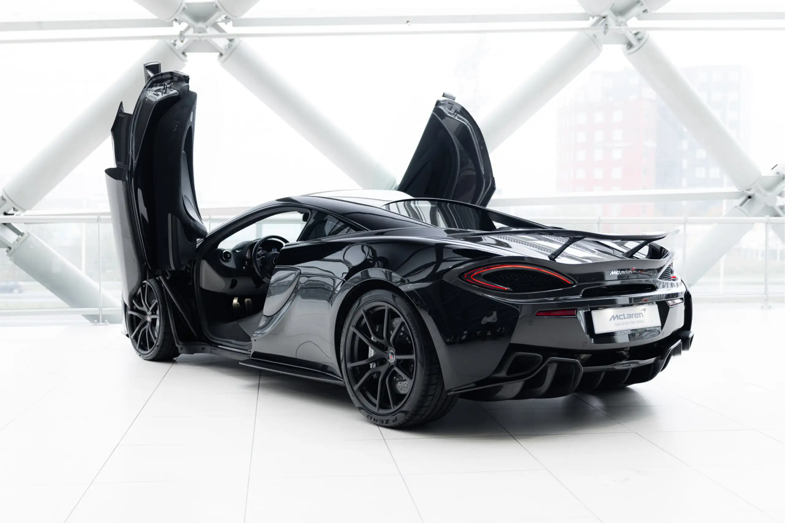 McLaren - 570S