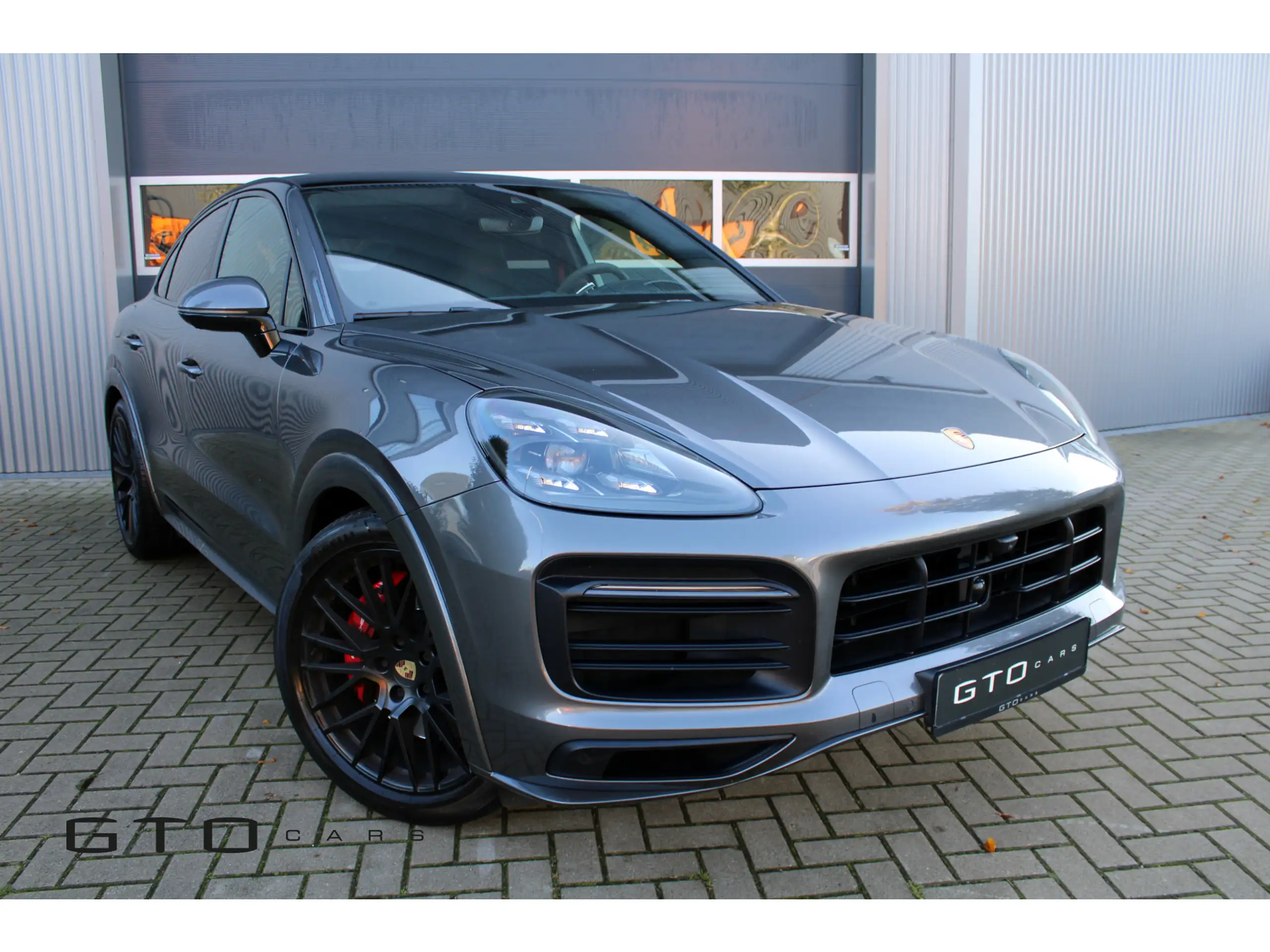 Porsche - Cayenne